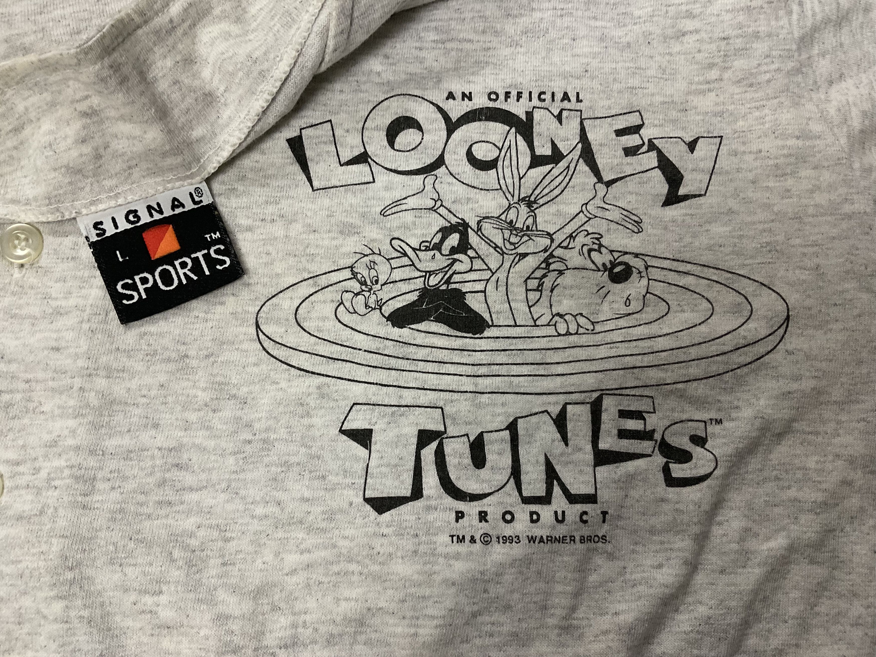 Disney Vintage 1993 Looney Tunes Characters Baseball Jersey Button Size US L / EU 52-54 / 3 - 7 Thumbnail