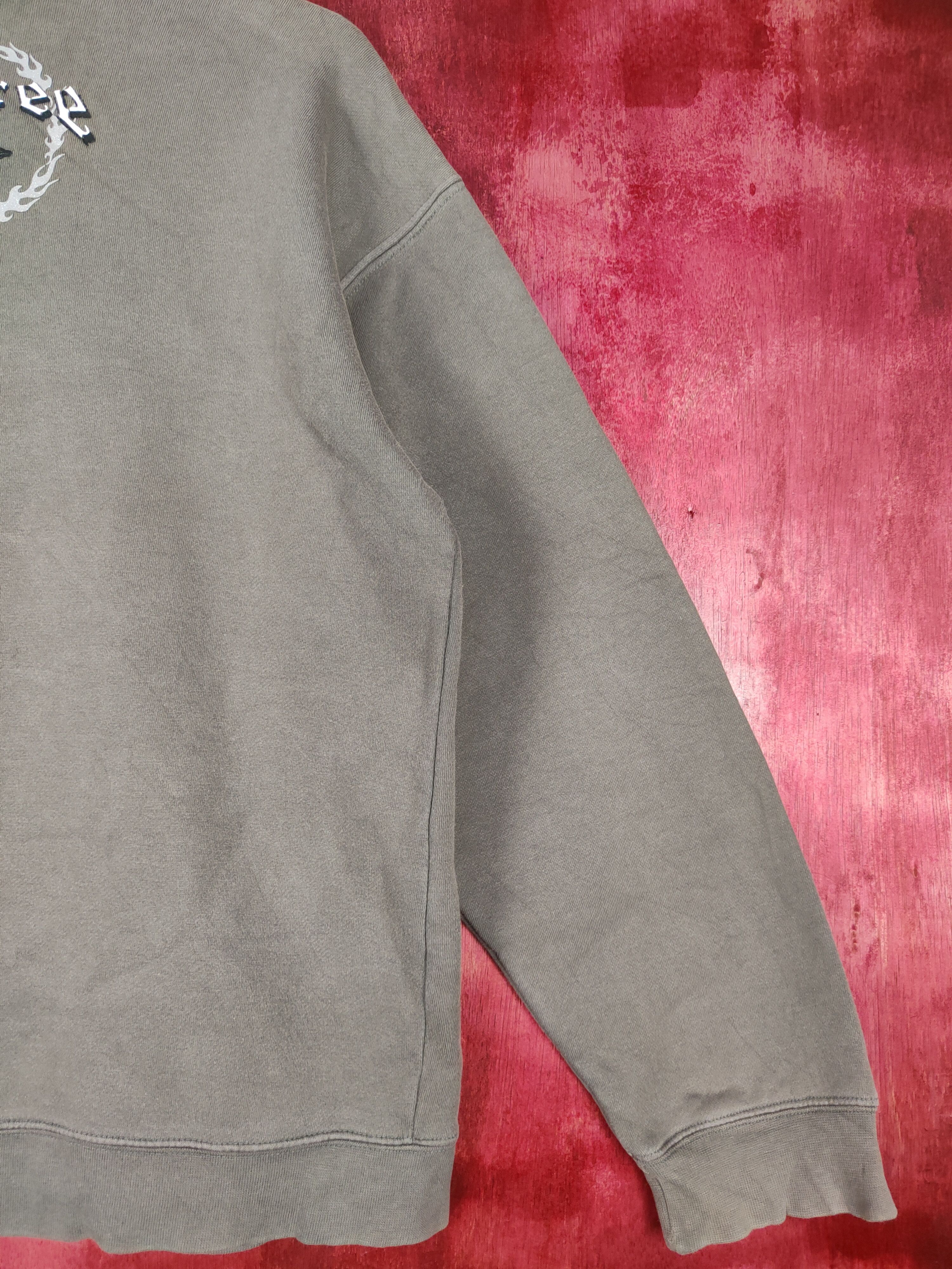 Japanese Brand DJ Free® Dragon faded Gray Sweater #4951 Size US M / EU 48-50 / 2 - 11 Thumbnail