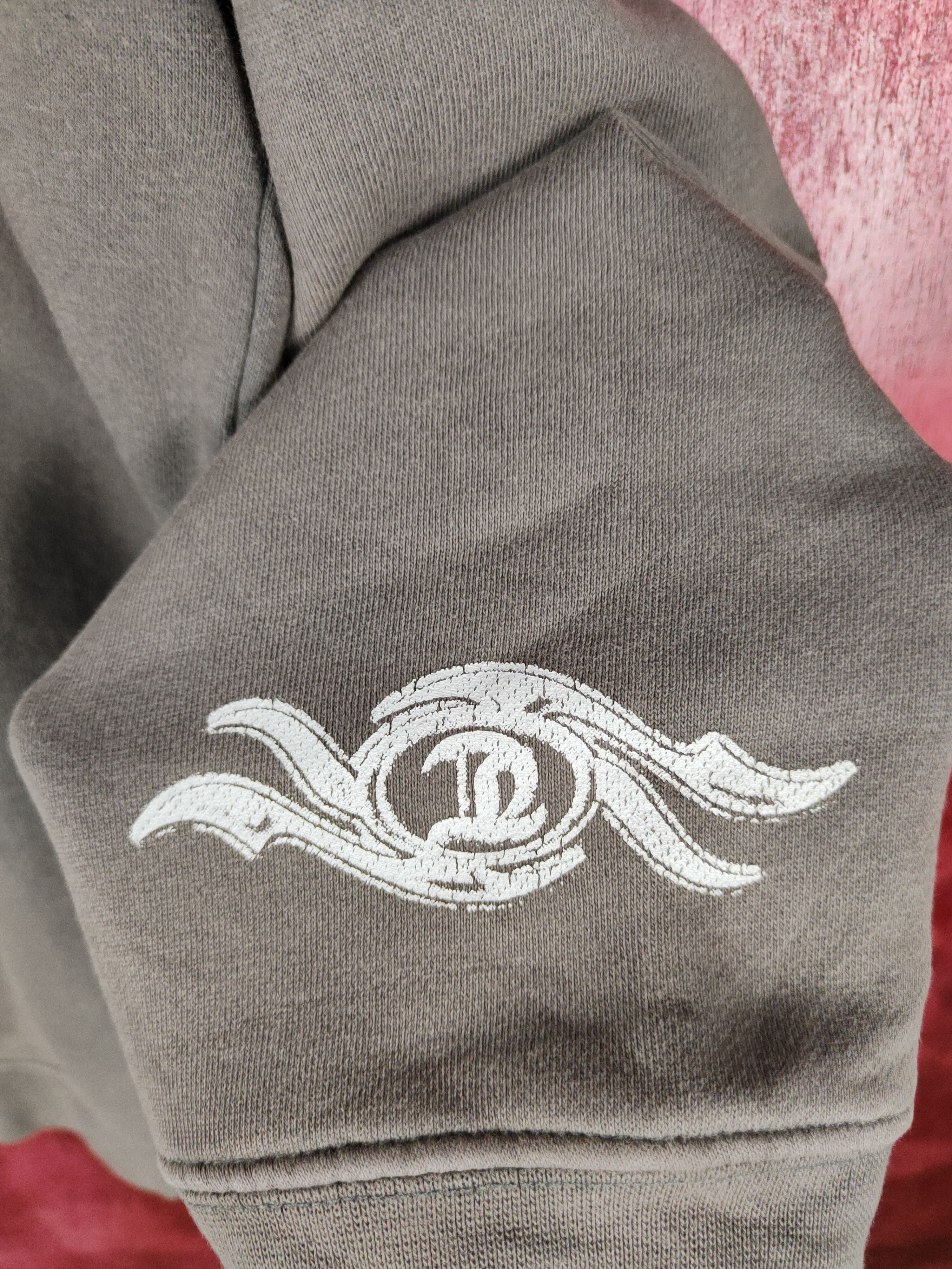 Japanese Brand DJ Free® Dragon faded Gray Sweater #4951 Size US M / EU 48-50 / 2 - 7 Thumbnail