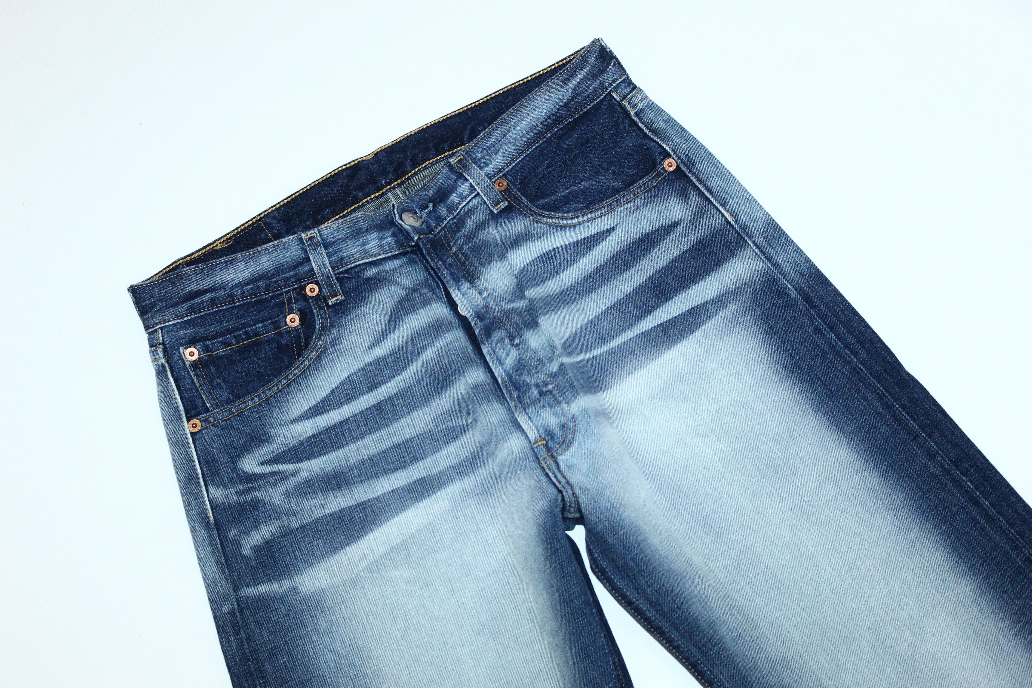 Levi's Vintage Clothing Vintage Levi's 501 Fabric Bleach Design Stone Wash Jeans Size US 33 - 4 Thumbnail
