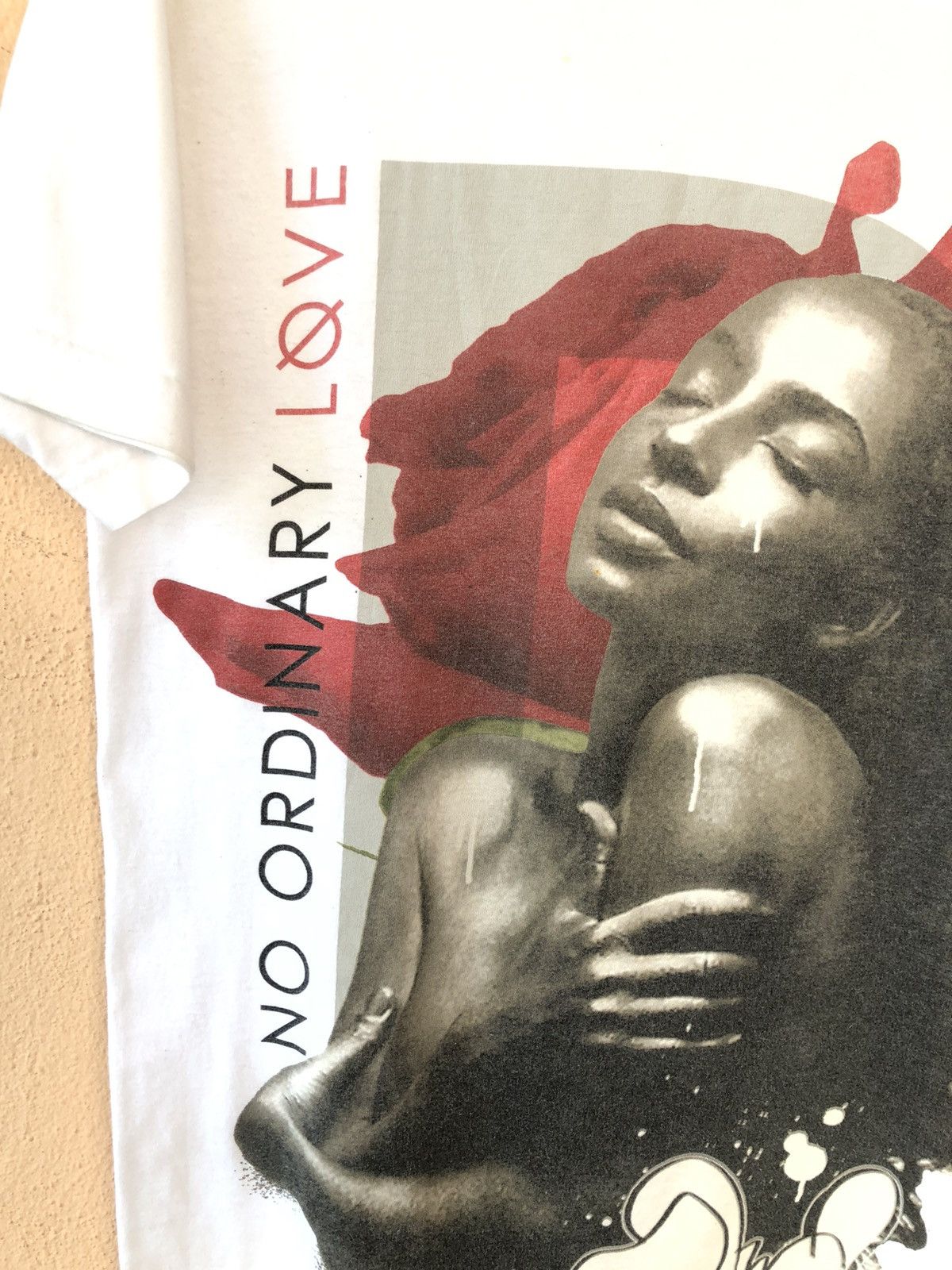 Band Tees SADE No Ordinary Love Rare Big Print Tee Size US M / EU 48-50 / 2 - 5 Thumbnail