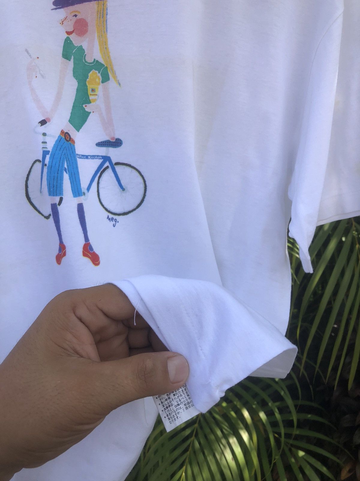 Vintage Last Drop🔥Very Rare‼️Vintage 90s Meg Art T Shirt Size US L / EU 52-54 / 3 - 8 Thumbnail