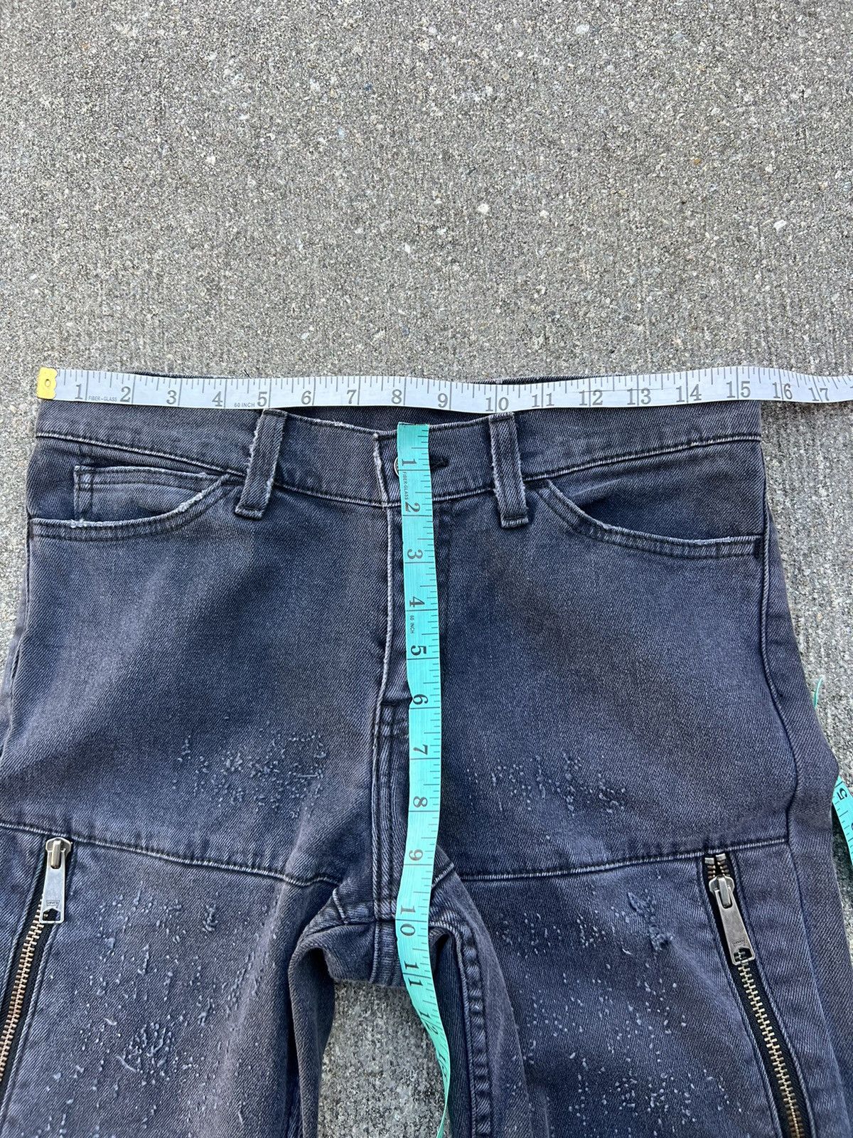 Levi's Vintage 2004 Levi’s 606 Fade Black Scratch Denim Slim Jeans Size US 30 / EU 46 - 2 Thumbnail