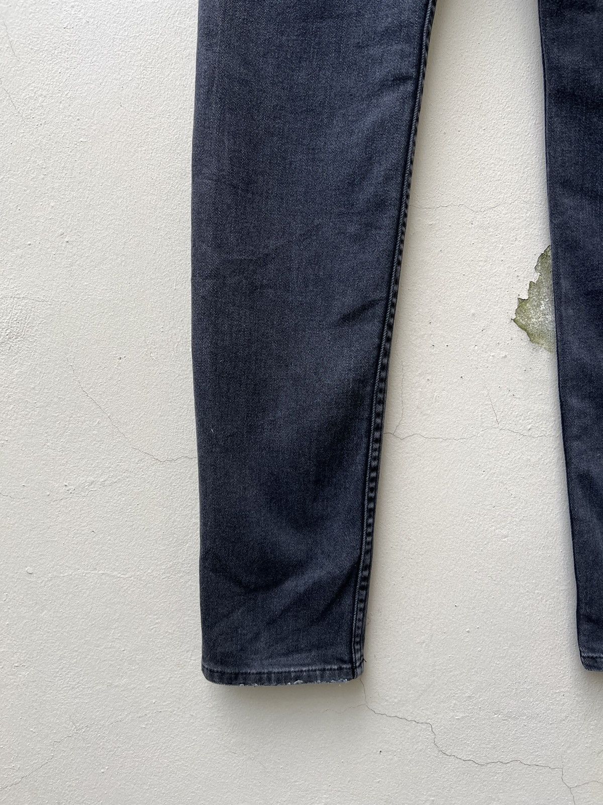 Levi's Vintage 2004 Levi’s 606 Fade Black Scratch Denim Slim Jeans Size US 30 / EU 46 - 16 Thumbnail
