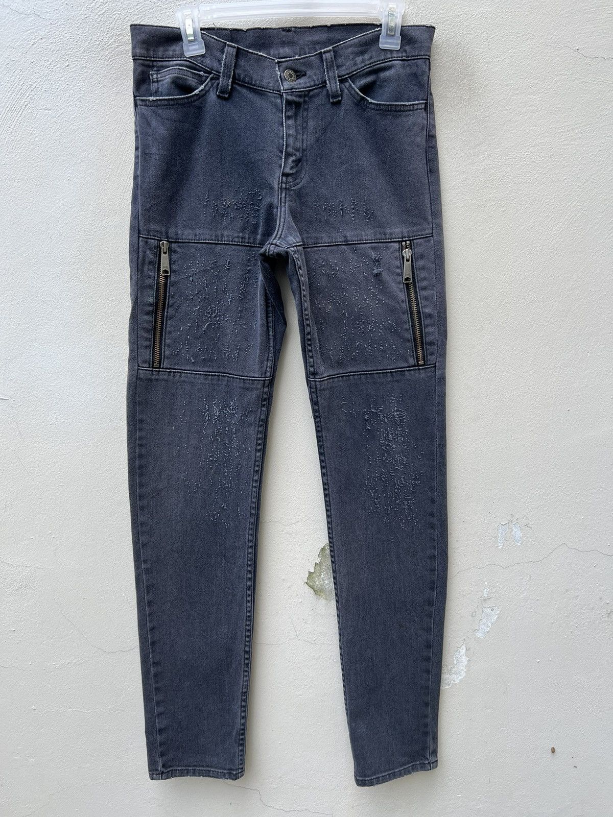 Levi's Vintage 2004 Levi’s 606 Fade Black Scratch Denim Slim Jeans Size US 30 / EU 46 - 6 Thumbnail