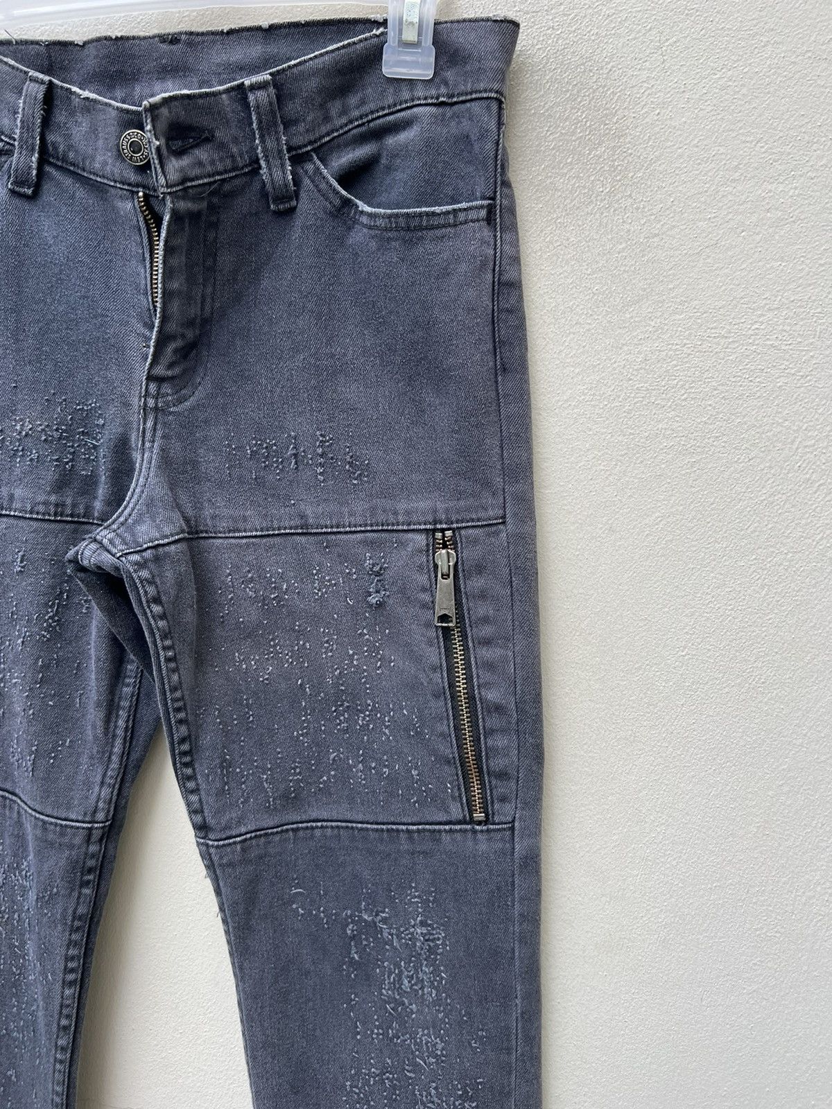 Levi's Vintage 2004 Levi’s 606 Fade Black Scratch Denim Slim Jeans Size US 30 / EU 46 - 12 Thumbnail