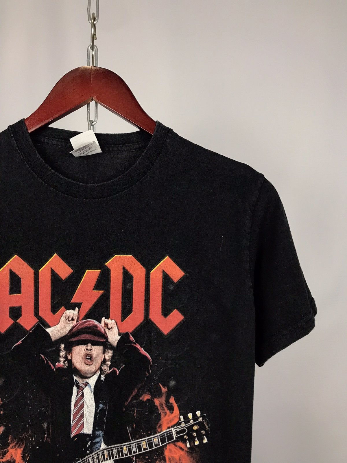 AC/DC AC/DC 2016 vintage rock band tour tee Size US S / EU 44-46 / 1 - 2 Thumbnail