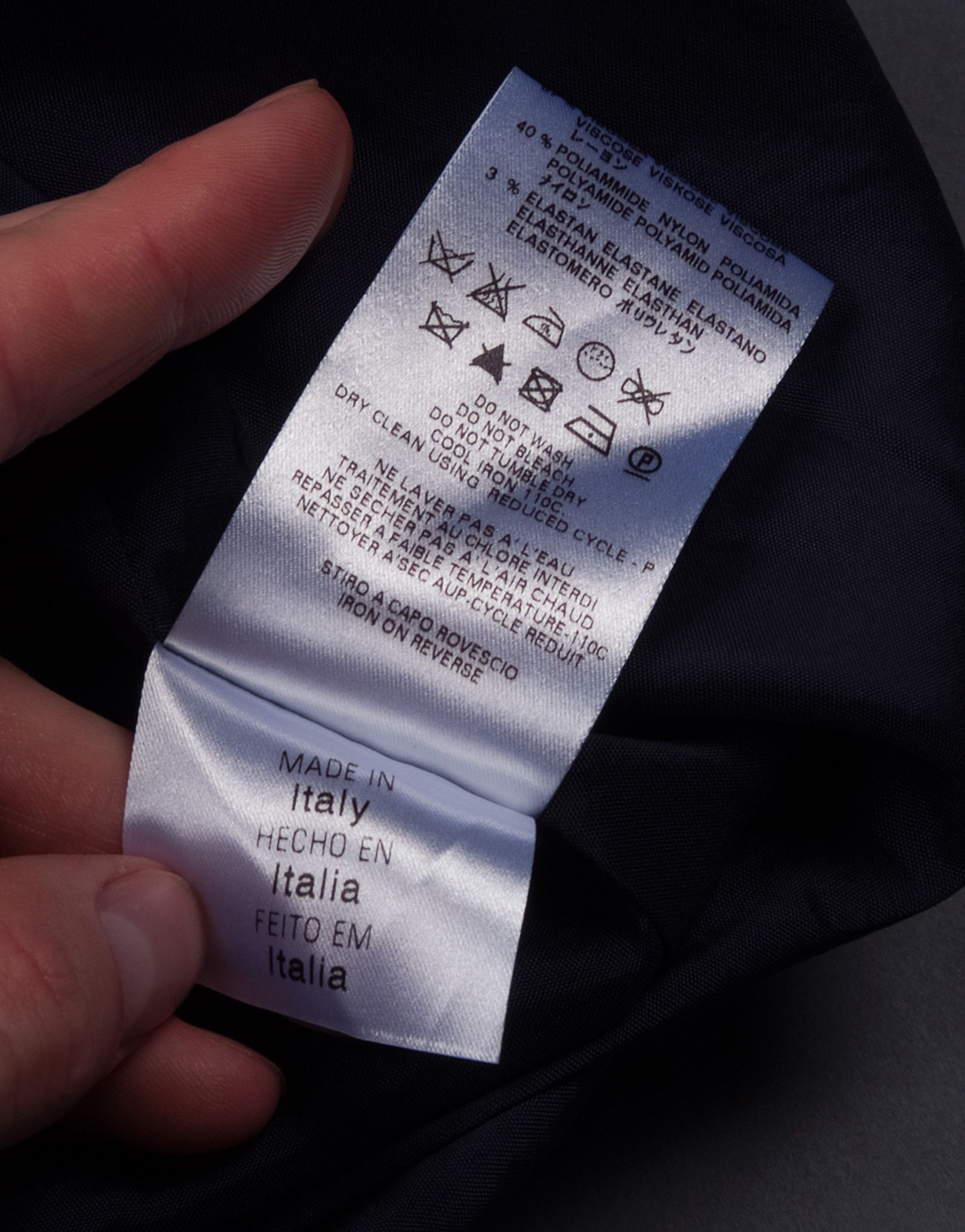 Moschino Vintage Moschino One Botton Blazer Size M / US 6-8 / IT 42-44 - 10 Thumbnail