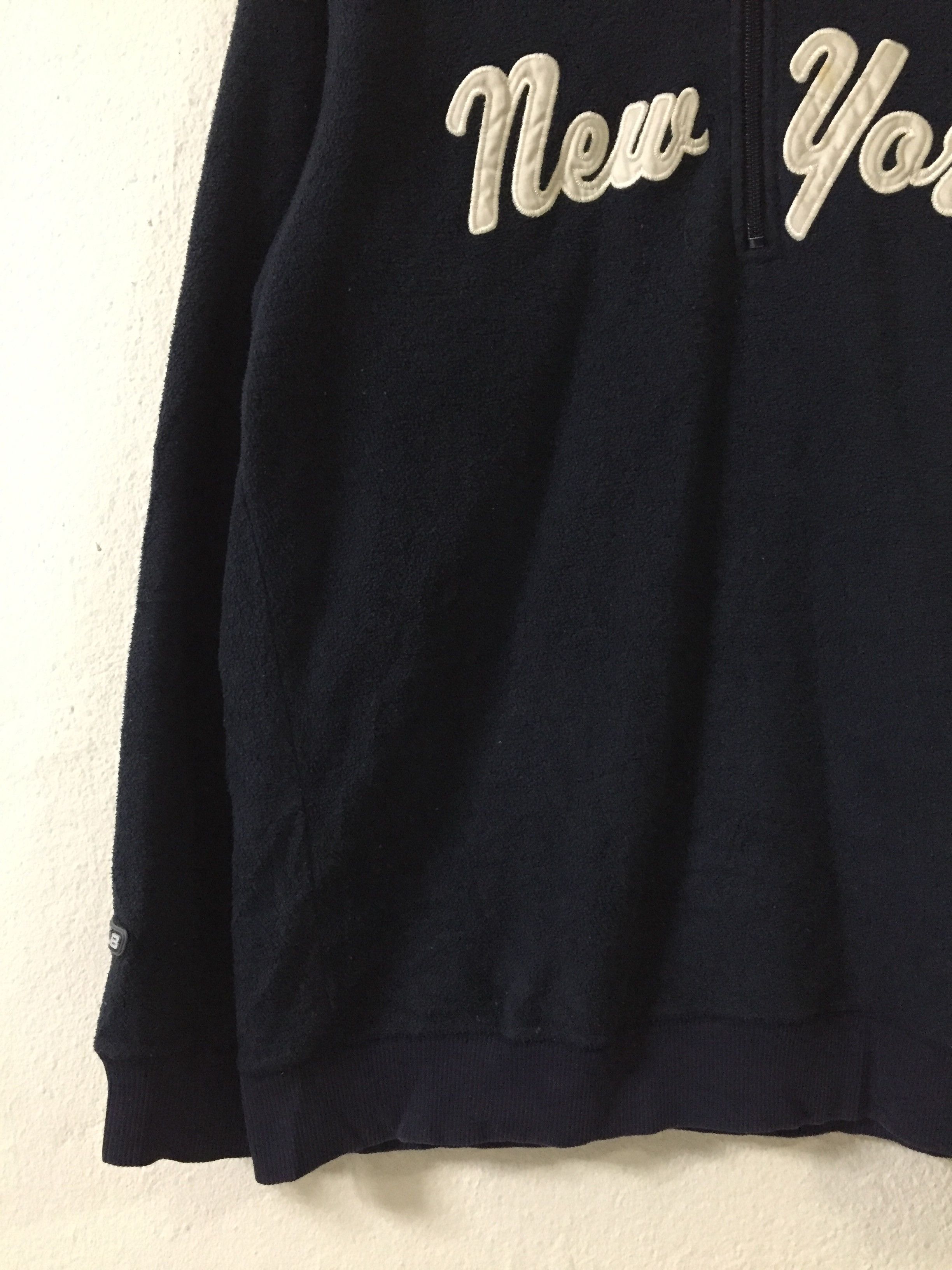 MLB Vintage Uniqlo New York Yankees MLB Sweatshirt Size US M / EU 48-50 / 2 - 3 Thumbnail