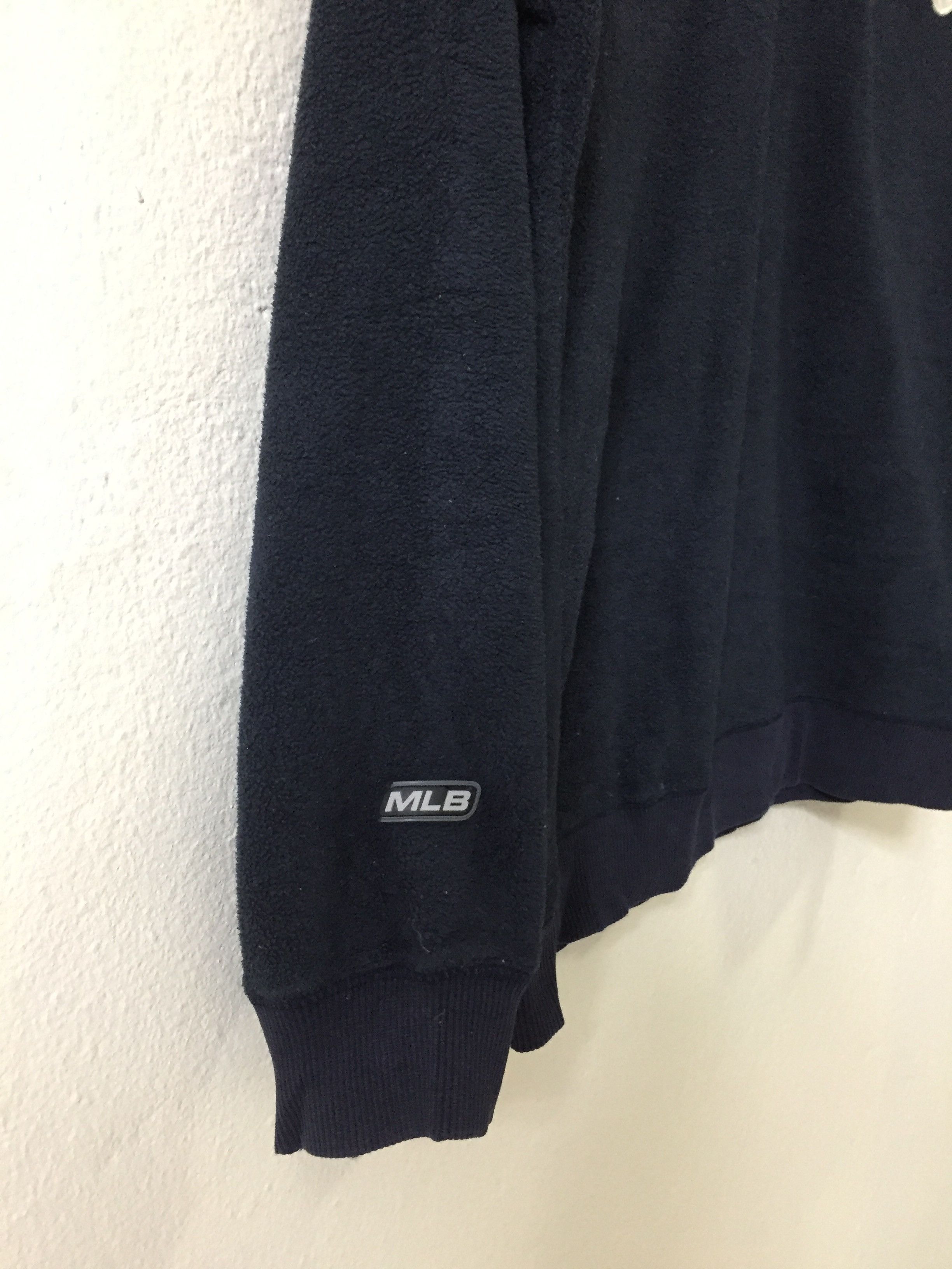 MLB Vintage Uniqlo New York Yankees MLB Sweatshirt Size US M / EU 48-50 / 2 - 6 Thumbnail