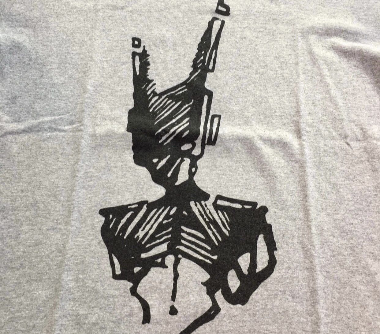 Supreme Supreme 2006 Dondi White Robot Tee Size US L / EU 52-54 / 3 - 3 Thumbnail