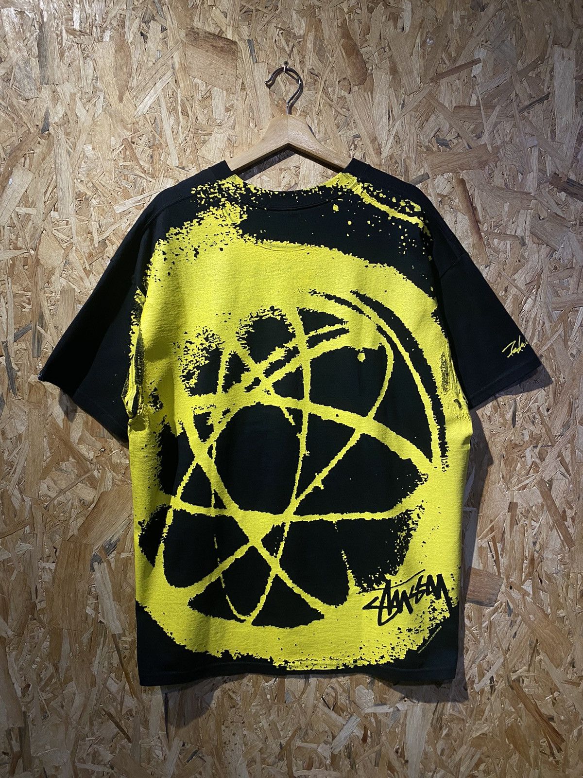 SUPER RARE VINTAGE STUSSY FUTURA HANDPRINT TSHIRT