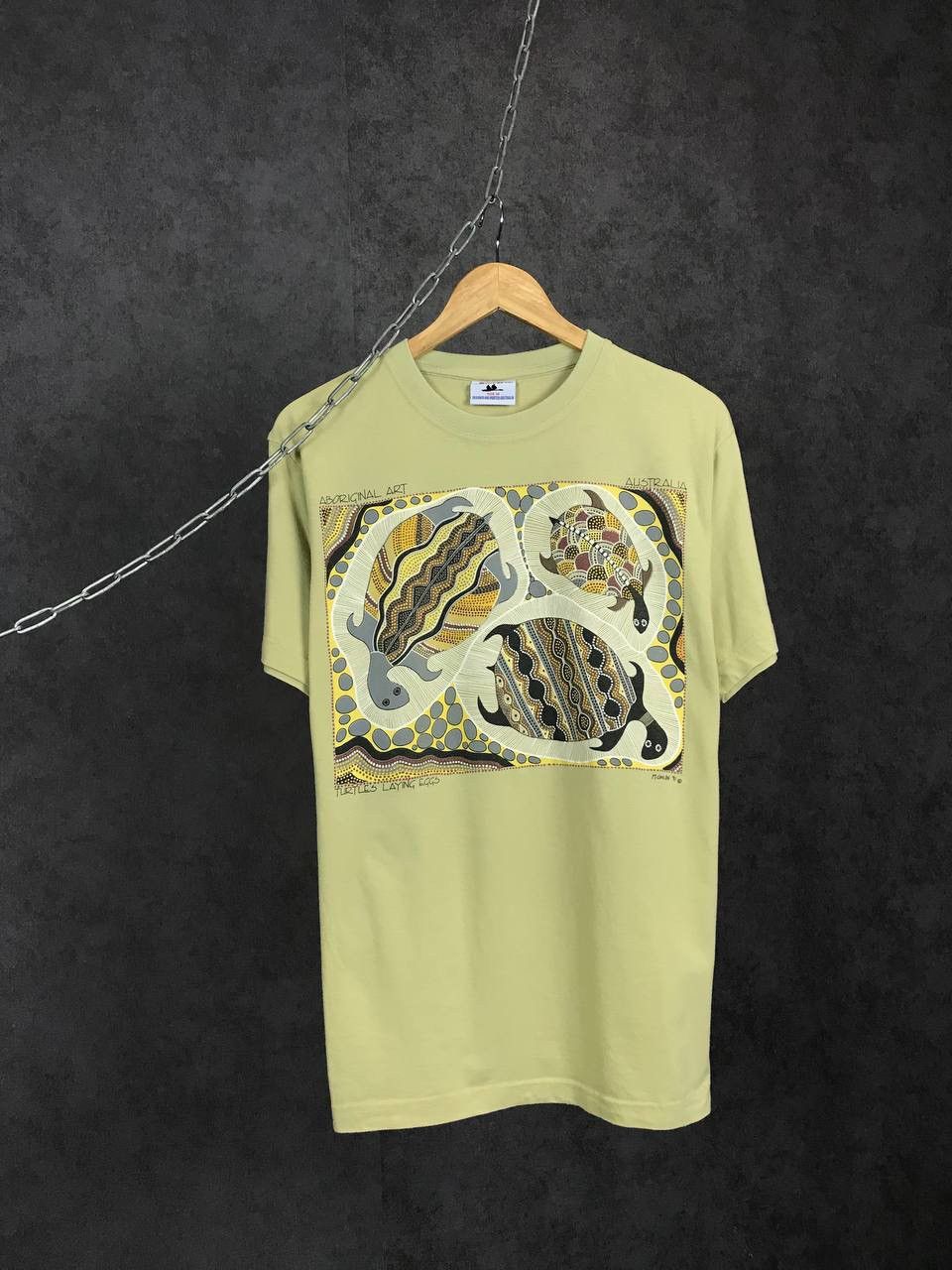 Vintage Australia 1991 vintage art tee Size US M / EU 48-50 / 2 - 1 Thumbnail