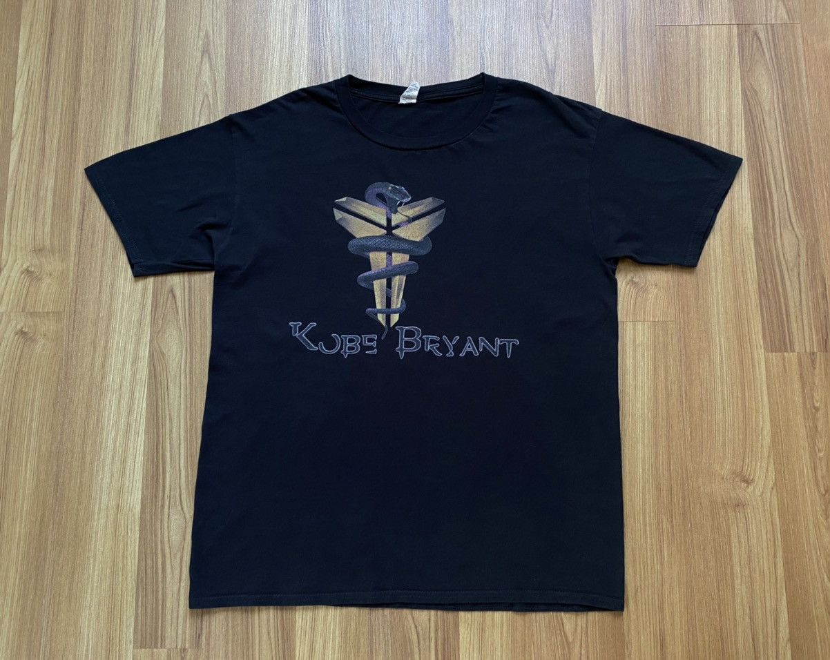 Other Kobe Bryant Snake T Shirt Tee Lakers Bulls Jordan Size US M / EU 48-50 / 2 - 1 Thumbnail