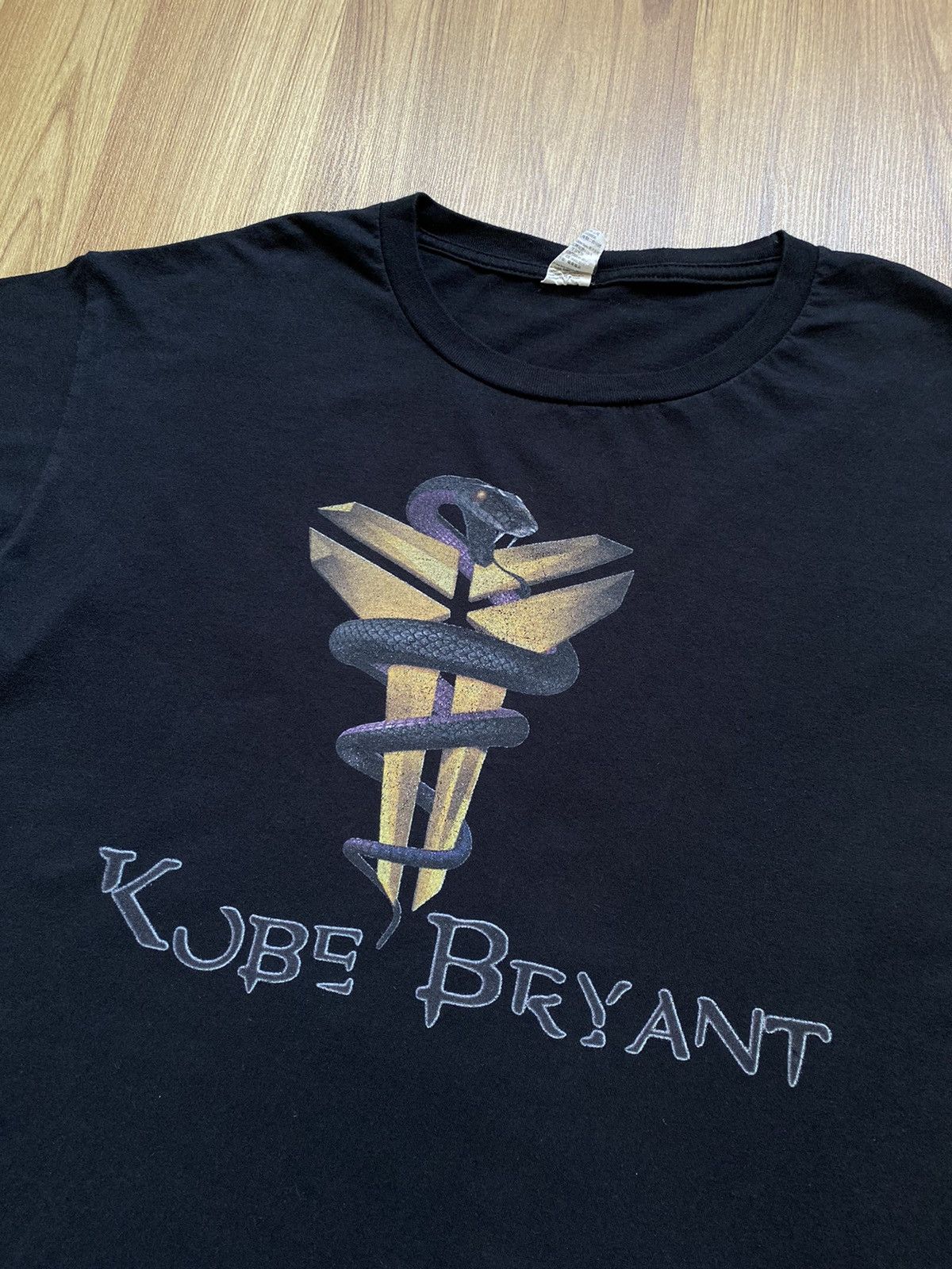 Other Kobe Bryant Snake T Shirt Tee Lakers Bulls Jordan Size US M / EU 48-50 / 2 - 2 Thumbnail