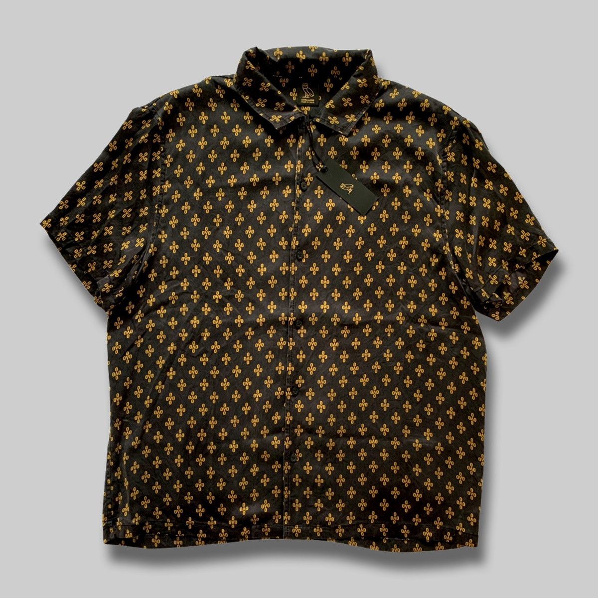 Drake OVO Monogram Silk Shirt Pom Pom Button Up 2019 Size US XL / EU 56 / 4 - 1 Thumbnail