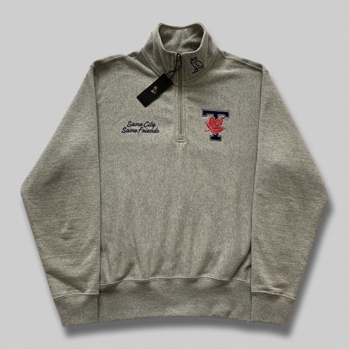 Drake OVO X UofT QUARTER ZIP SWEATSHIRT - Grey Size US XS / EU 42 / 0 - 1 Thumbnail