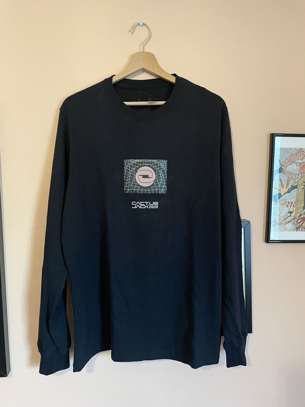 NIKE CACT.US selling CORP LONG SLEEVE TRAVIS SCOTT T-SHIRT