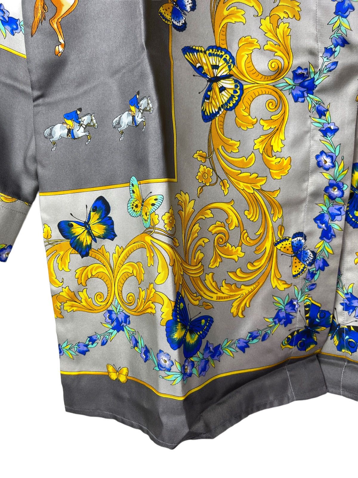 Versace × Vintage Versace sport vintage silk shirt Size S / US 4 / IT 40 - 8 Thumbnail