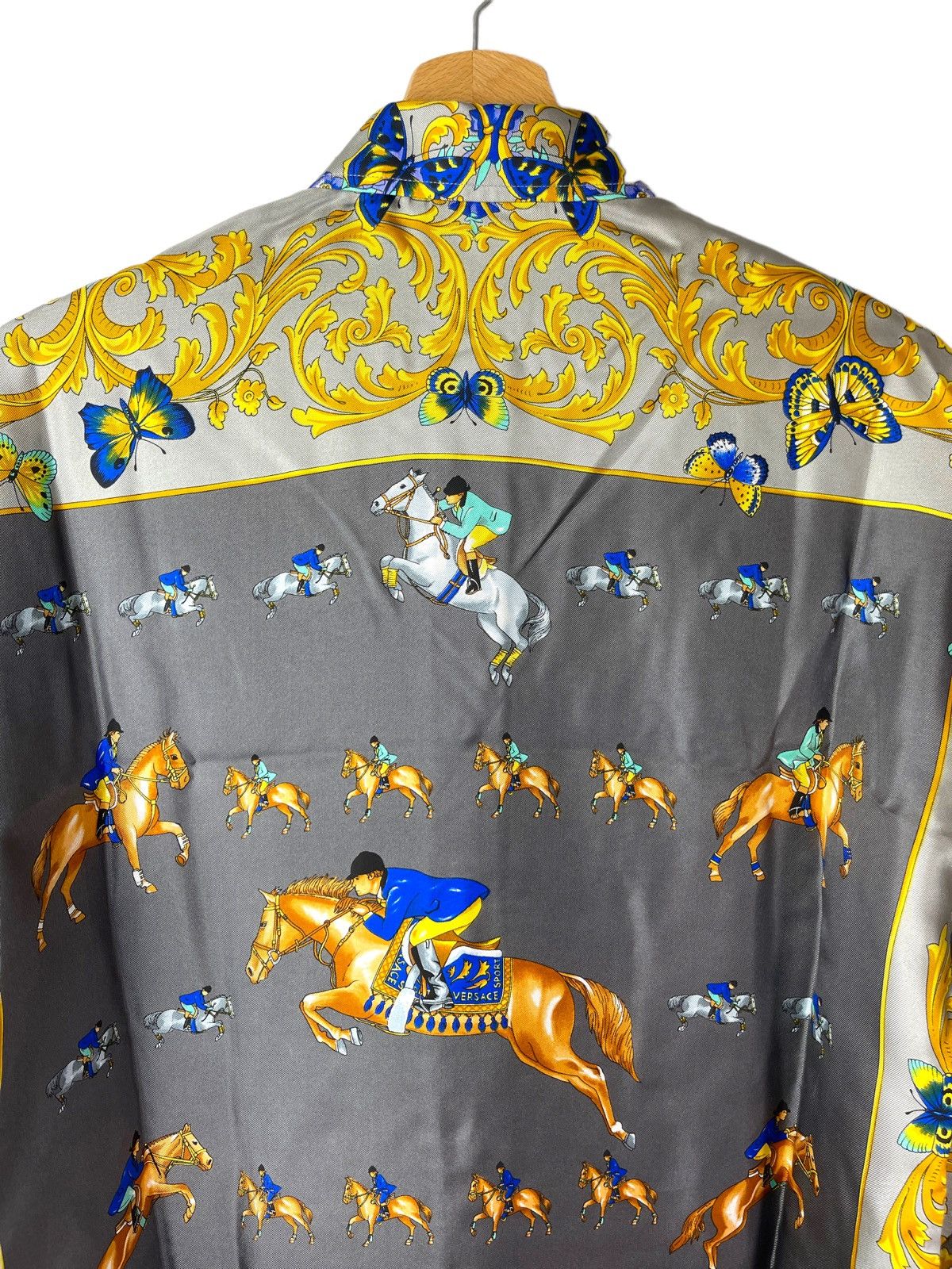 Versace × Vintage Versace sport vintage silk shirt Size S / US 4 / IT 40 - 9 Thumbnail