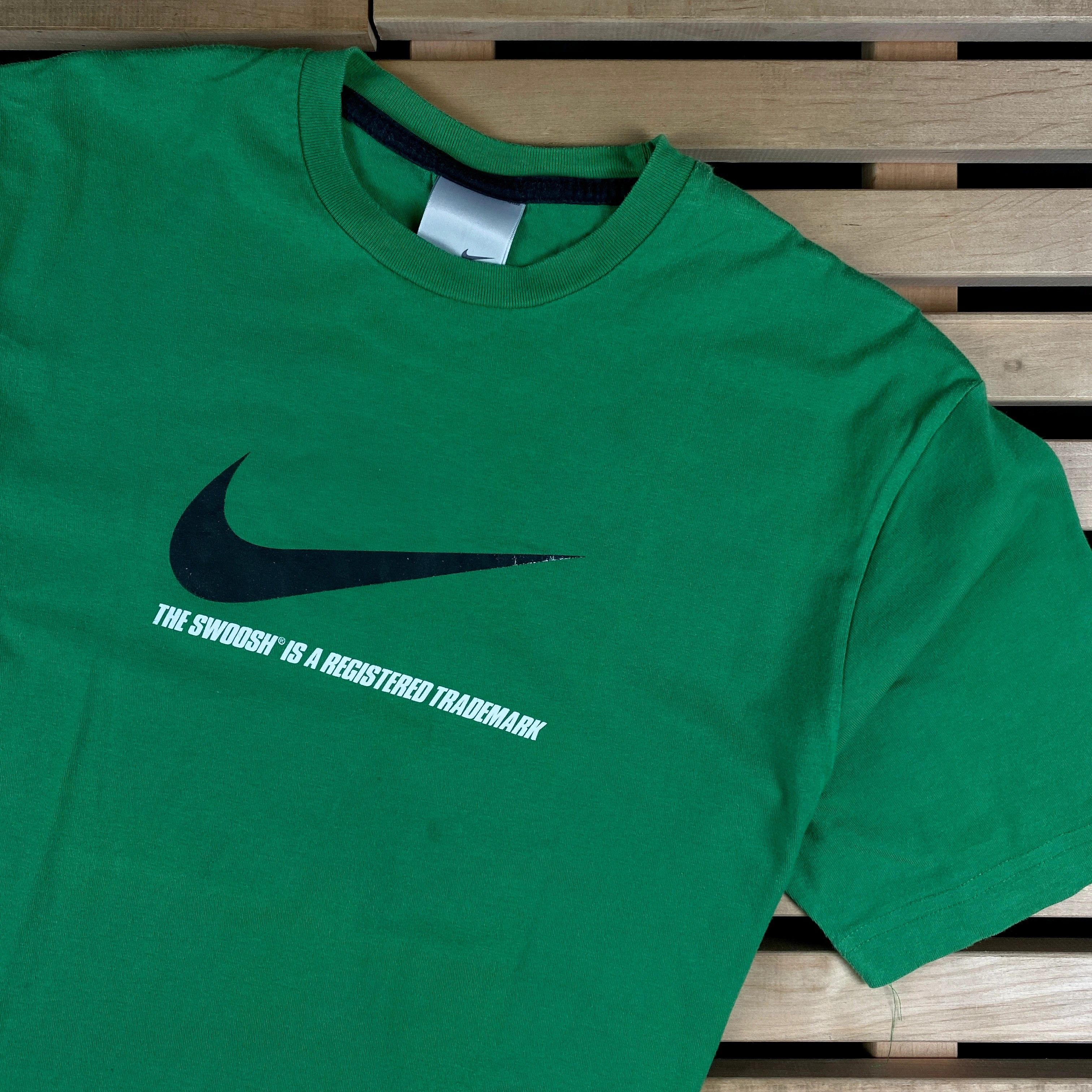 Nike × Vintage Men’s T-Shirt Nike Big Swoosh Vintage Green Size L Size US L / EU 52-54 / 3 - 2 Thumbnail