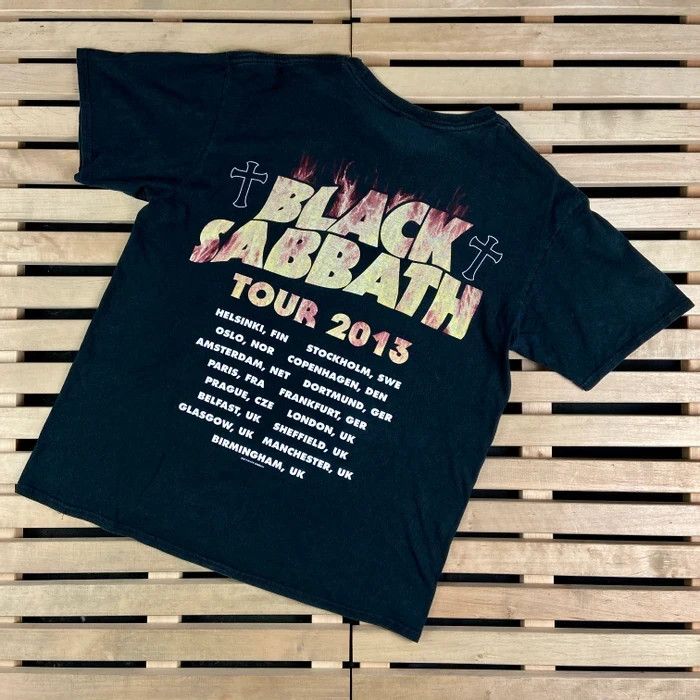 Band Tees × Black Sabbath × Vintage Mens Vintage T Shirt Black Sabbath 2013 Size L Size US L / EU 52-54 / 3 - 5 Thumbnail