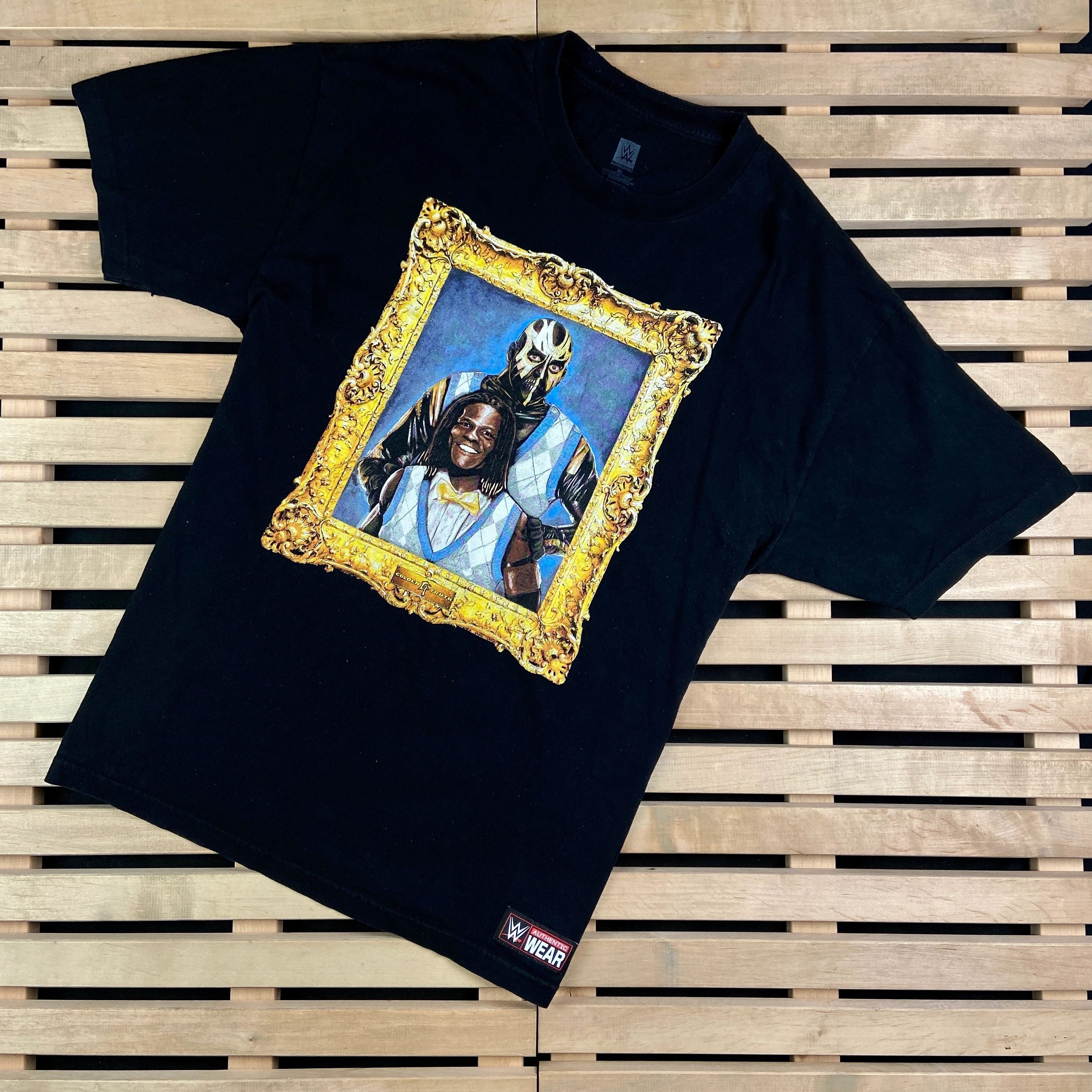 Vintage Mens Vintage T Shirt WWE Golden Thruth Size XL Size US XL / EU 56 / 4 - 1 Thumbnail