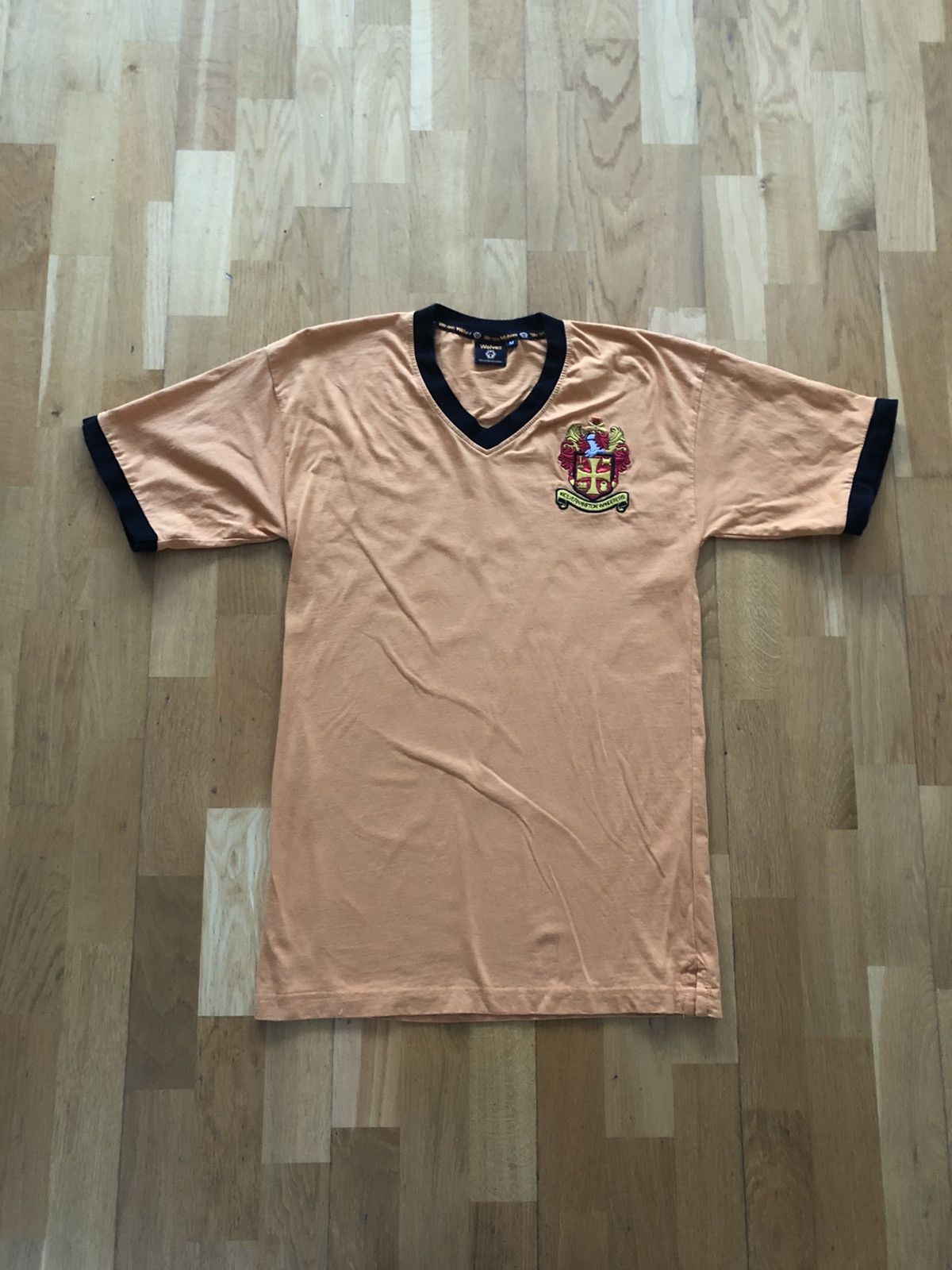 Vintage WOLVERHAMPTON WANDERERS WOLVES OFFICIAL SOCCER JERSEY SHIRT Size US M / EU 48-50 / 2 - 1 Thumbnail