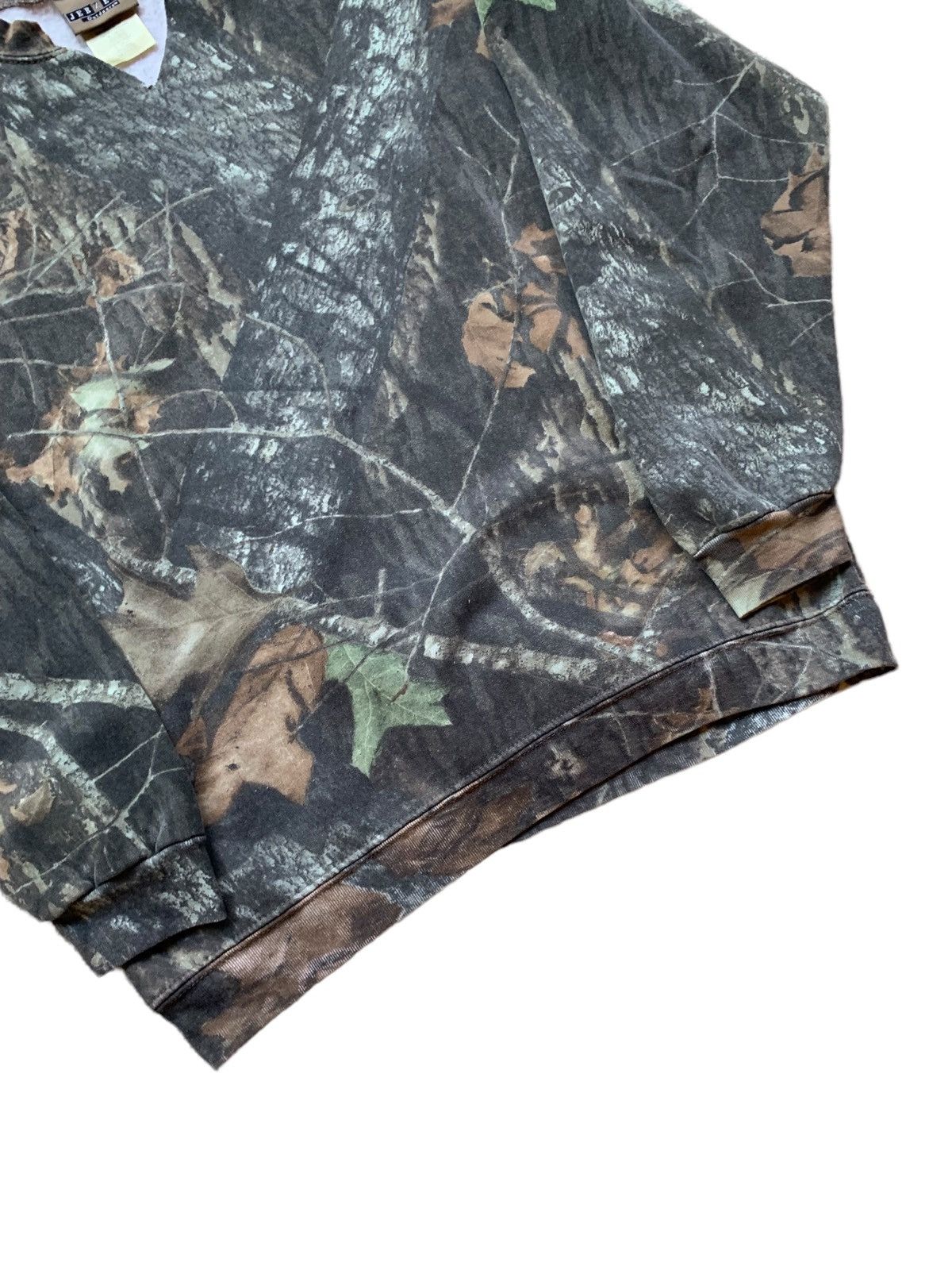 Japanese Brand × Vintage Vintage faded Realtree camo earth tone crewneck Size US L / EU 52-54 / 3 - 3 Thumbnail