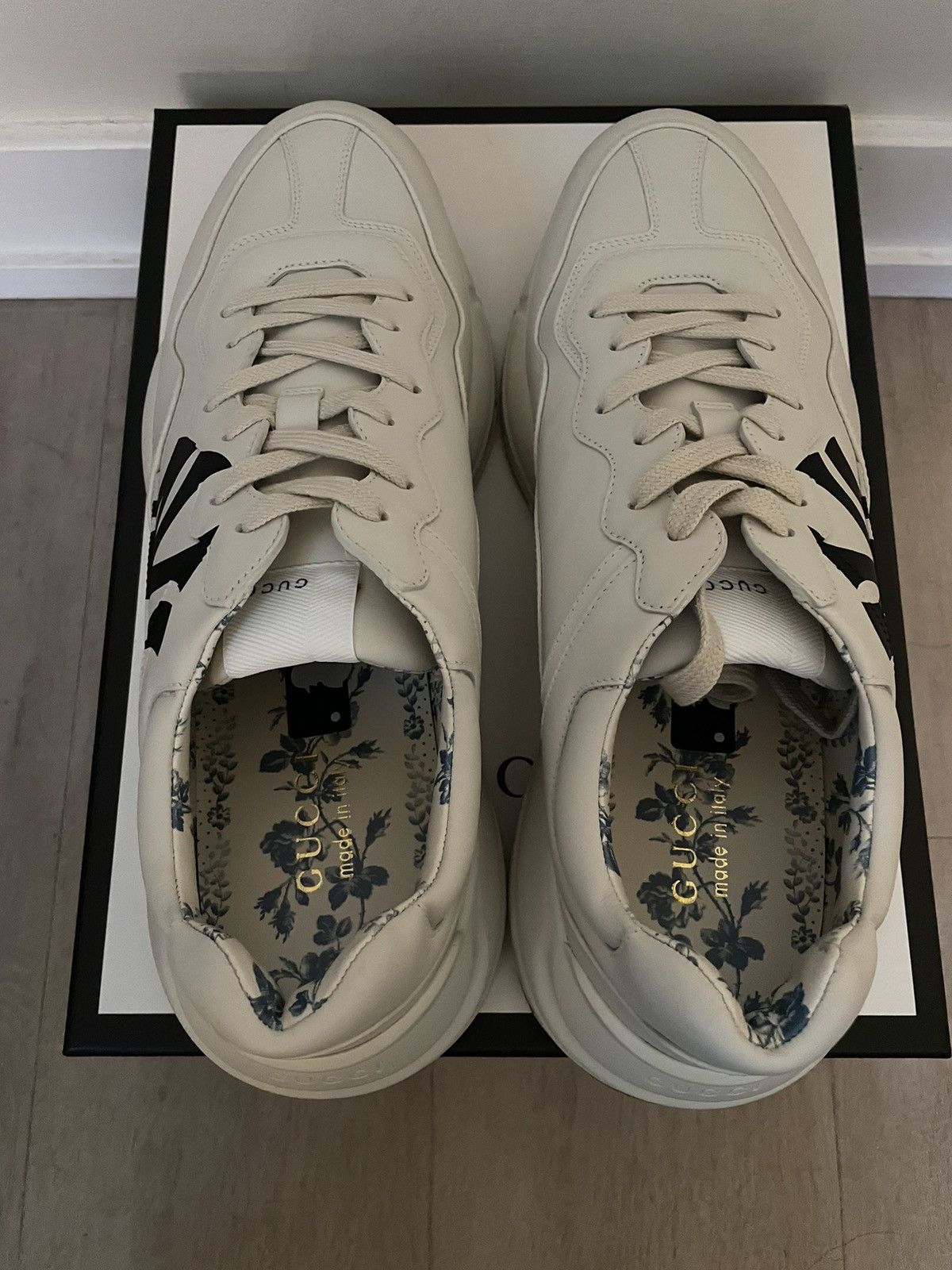 Gucci × New York Yankees GUCCI X NEW YORK YANKEES RHYTONS | Grailed
