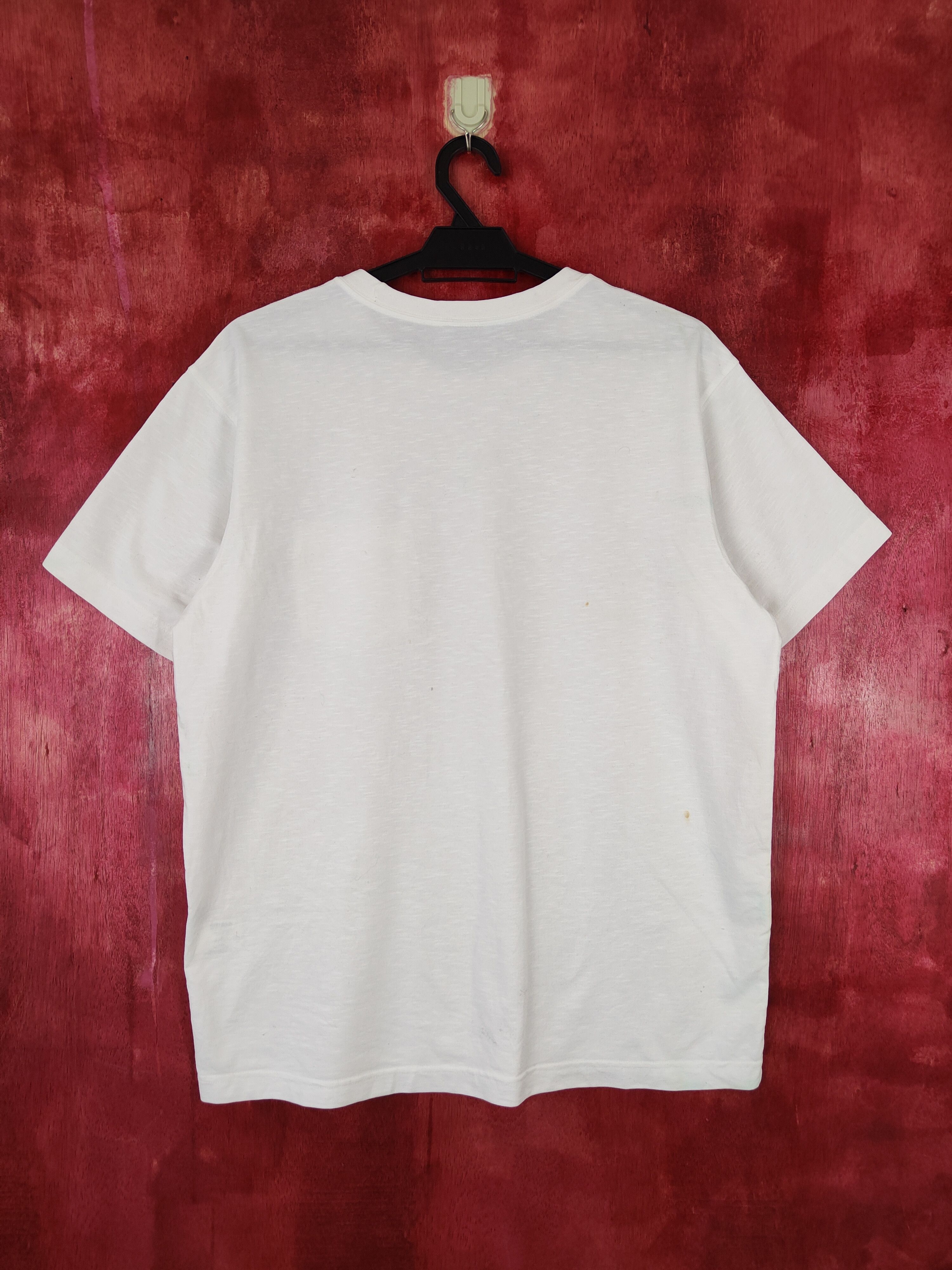 Japanese Brand Uniqlo-Keith Haring plain White Tshirt #S397 Size US L / EU 52-54 / 3 - 7 Thumbnail