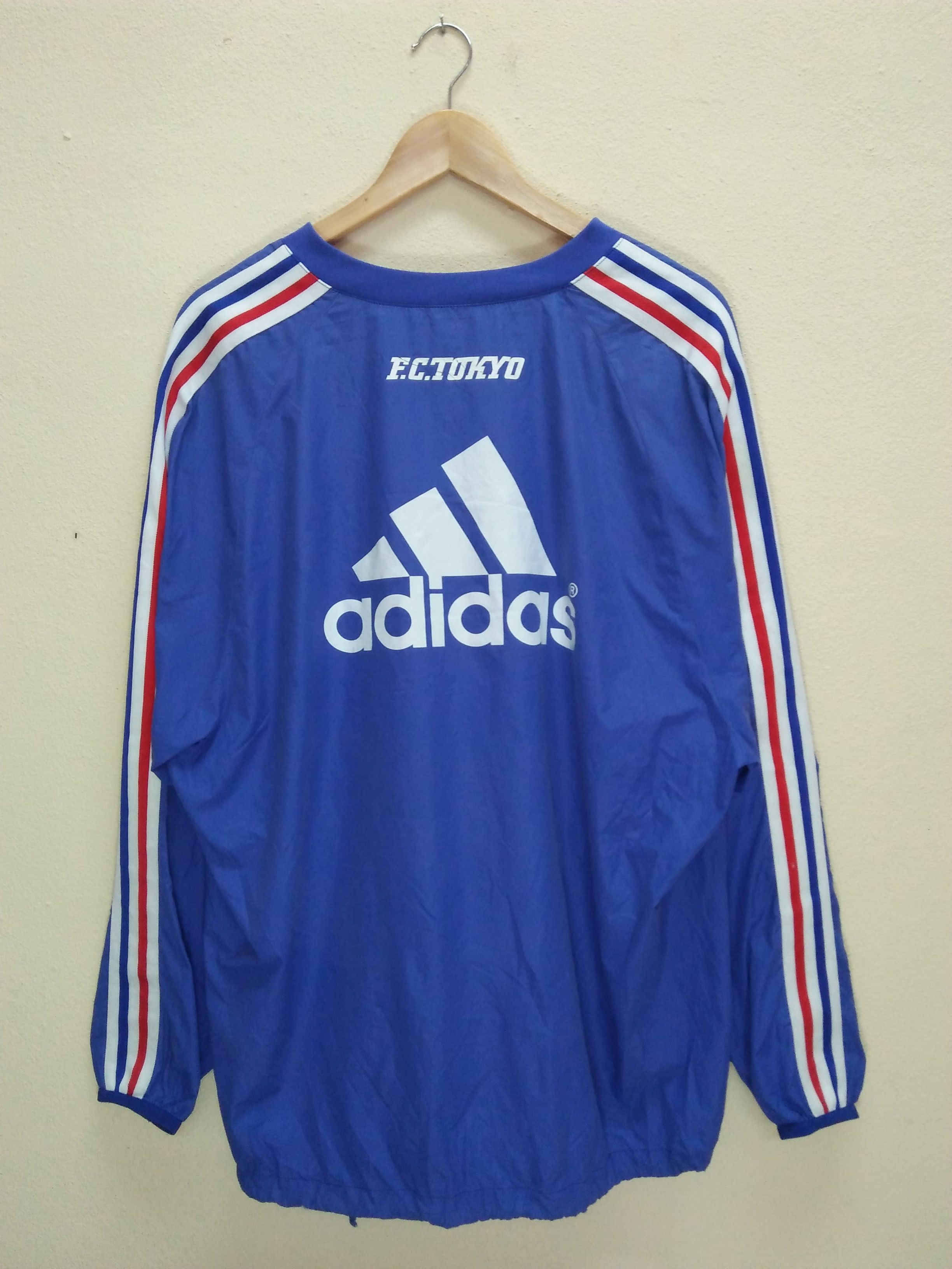 Adidas ADIDAS X FC TOKYO FC東京 Efushī Tōkyō Big Logo Tee Size US M / EU 48-50 / 2 - 1 Thumbnail