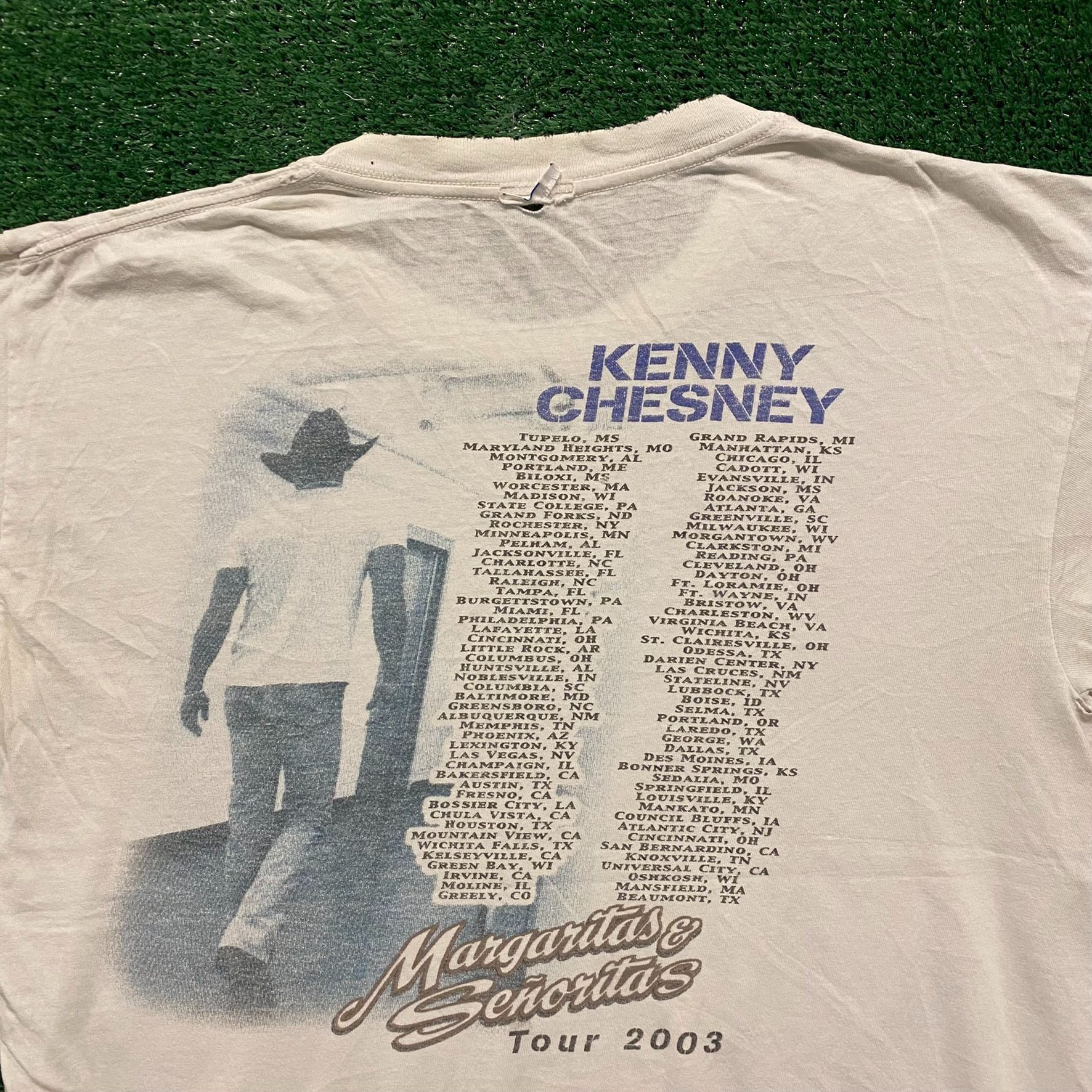 Band Tees Kenny Chesney Vintage Country Music T-Shirt Size US L / EU 52-54 / 3 - 4 Thumbnail
