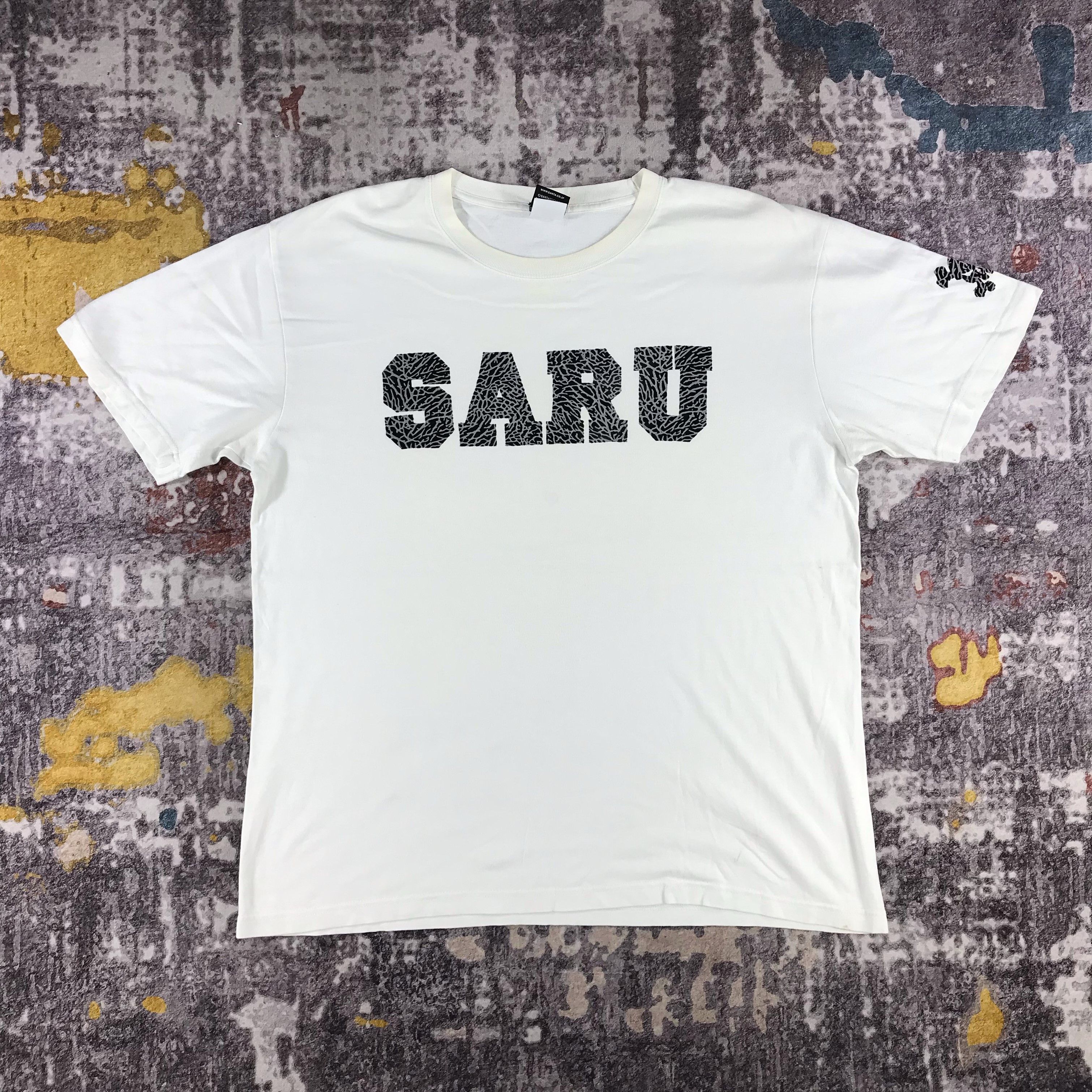 Santastic Saru | Grailed