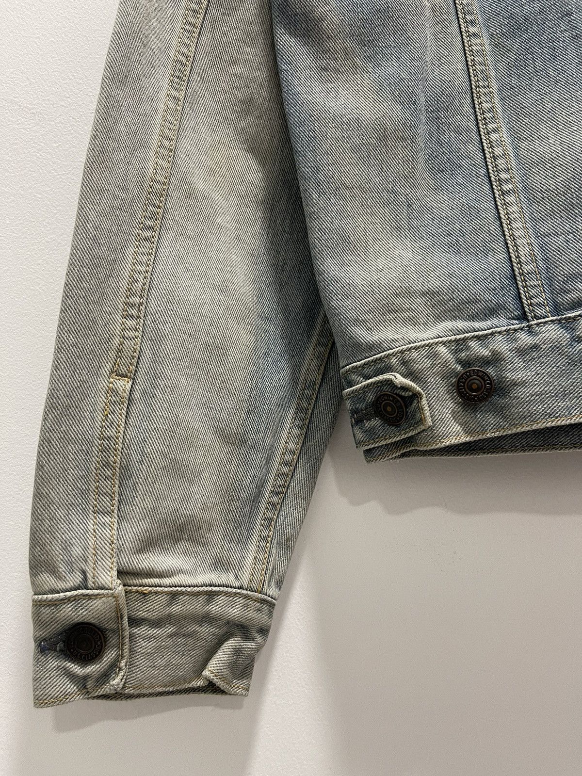 Edwin VINTAGE EDWIN LOT 5465 SUN FADED DISTRESSED DEMNIM JACKET Size US M / EU 48-50 / 2 - 9 Thumbnail