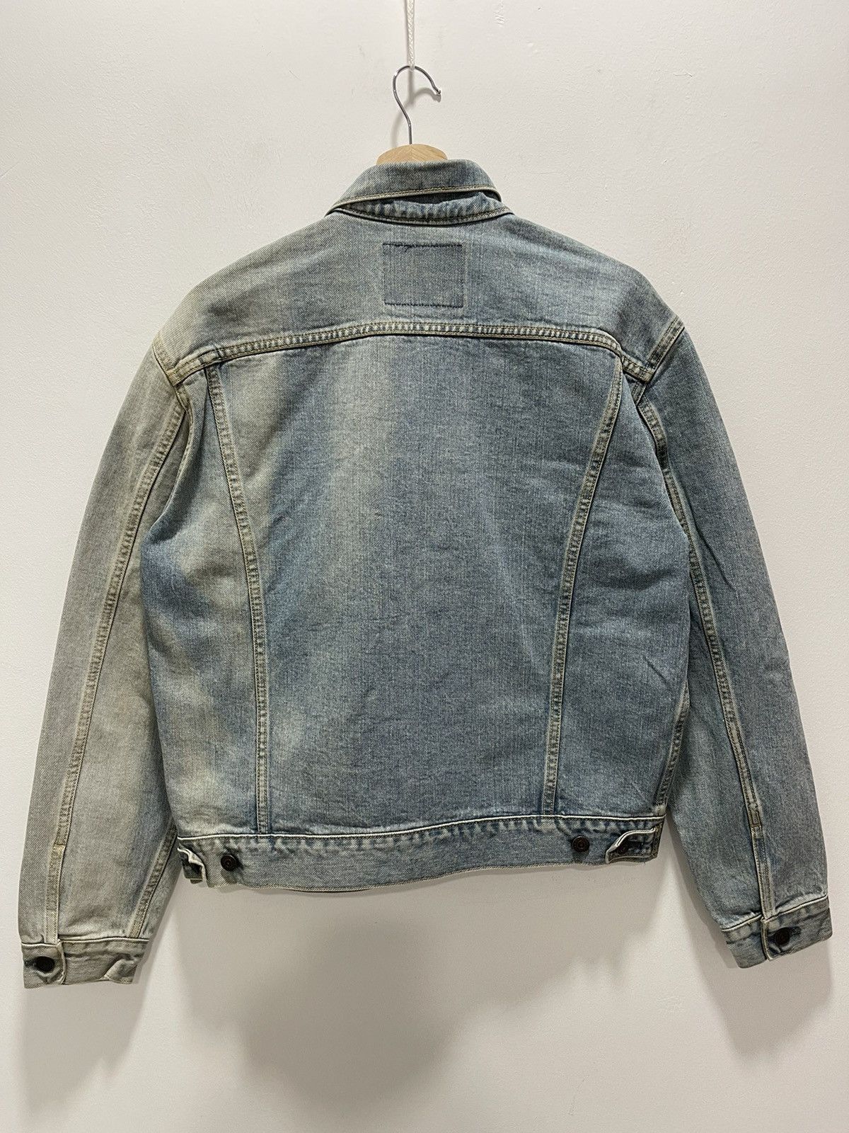 Edwin VINTAGE EDWIN LOT 5465 SUN FADED DISTRESSED DEMNIM JACKET Size US M / EU 48-50 / 2 - 7 Thumbnail