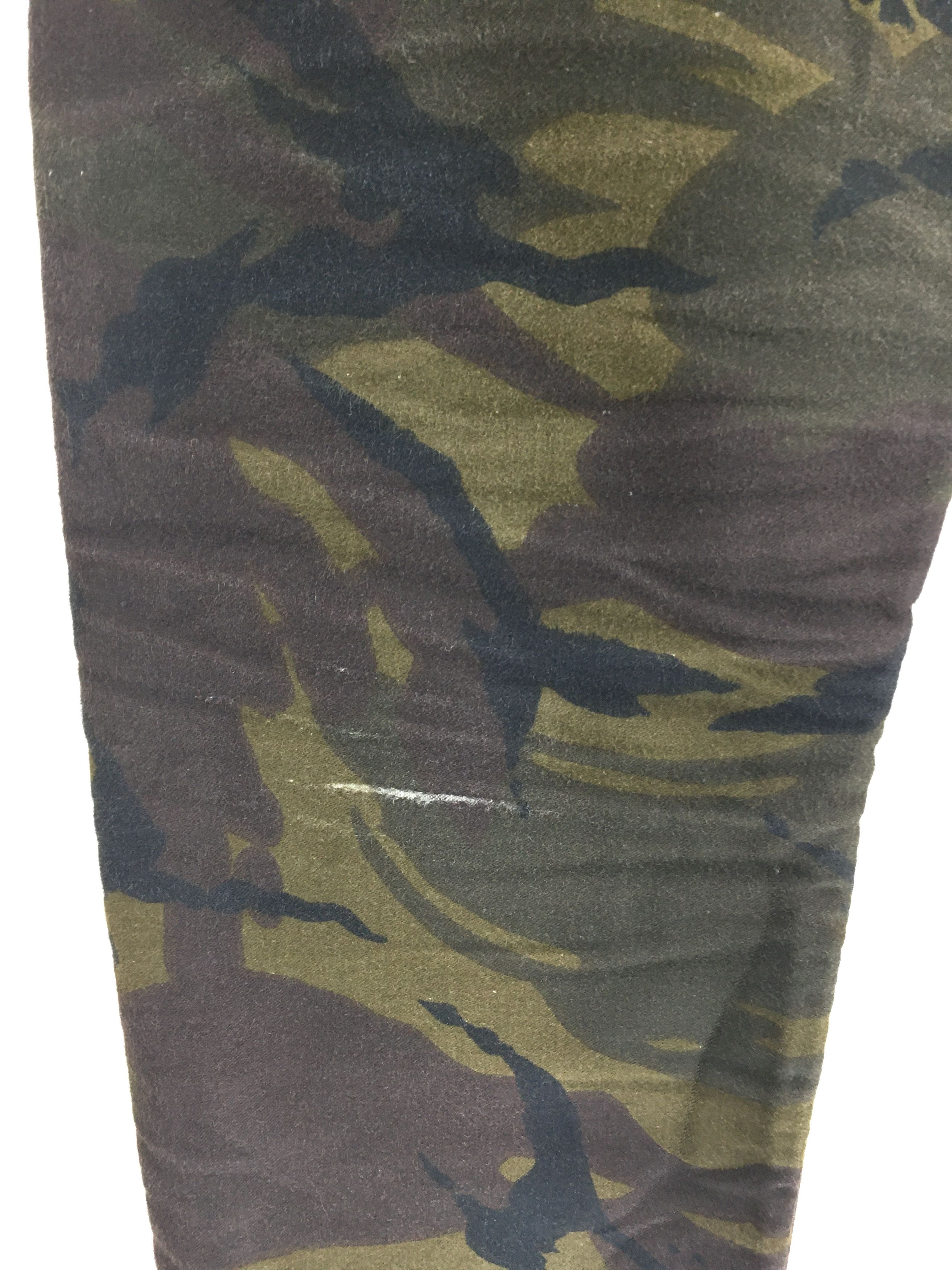 A.P.C. Vintage A.P.C. Woodland Camouflaged Denim Pants Size US 26 / EU 42 - 13 Thumbnail