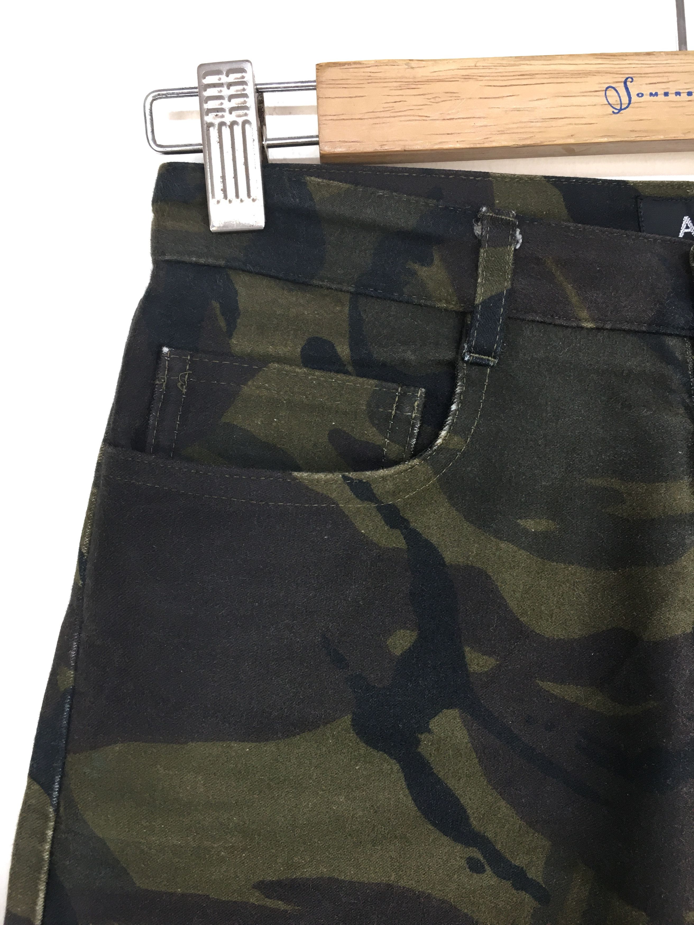A.P.C. Vintage A.P.C. Woodland Camouflaged Denim Pants Size US 26 / EU 42 - 3 Thumbnail