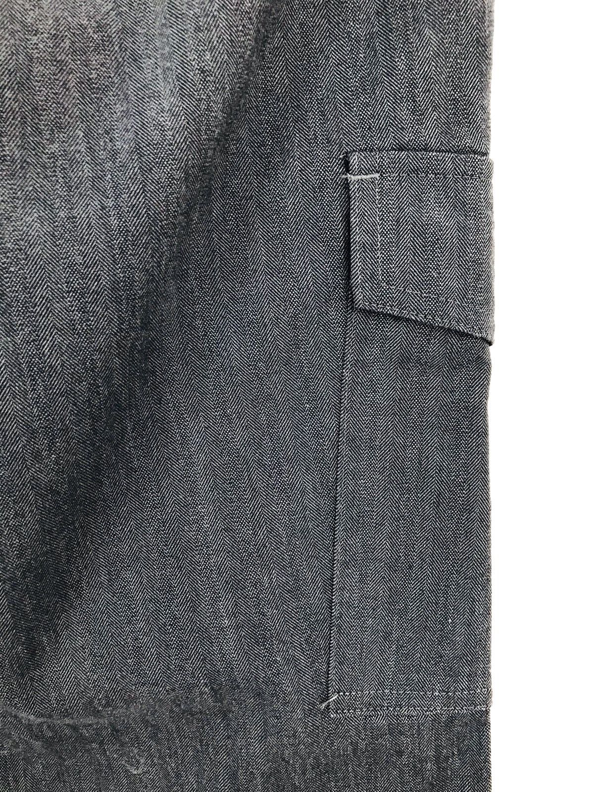 Burberry BURBERRY Black Label Herringbone Twill Striped Cargo Pants Size US 32 / EU 48 - 13 Thumbnail