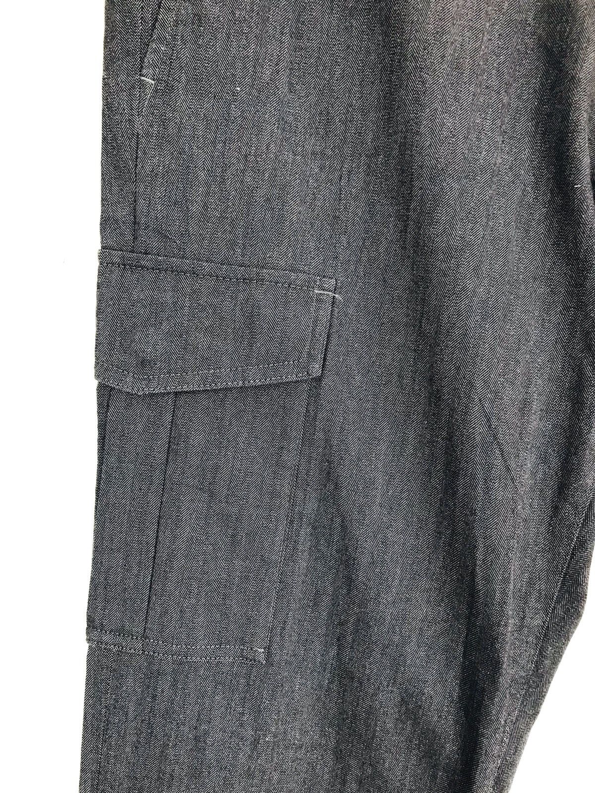 Burberry BURBERRY Black Label Herringbone Twill Striped Cargo Pants Size US 32 / EU 48 - 5 Thumbnail