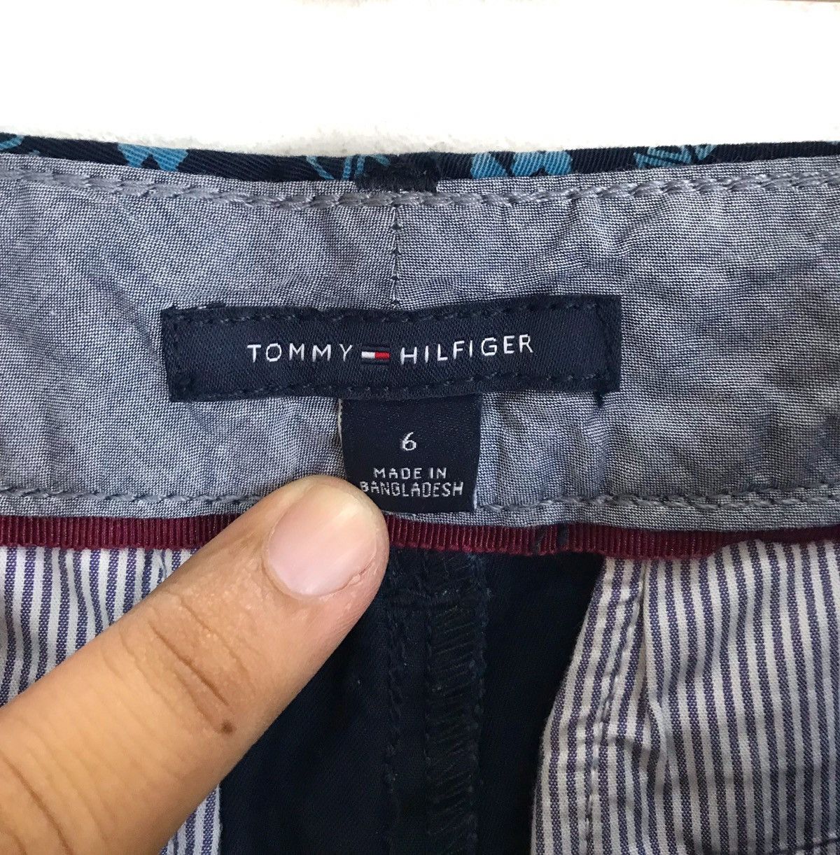 Tommy Hilfiger Vintage Tommy Hilfiger Striped Skinny stretchable Pants Size US 32 / EU 48 - 15 Thumbnail