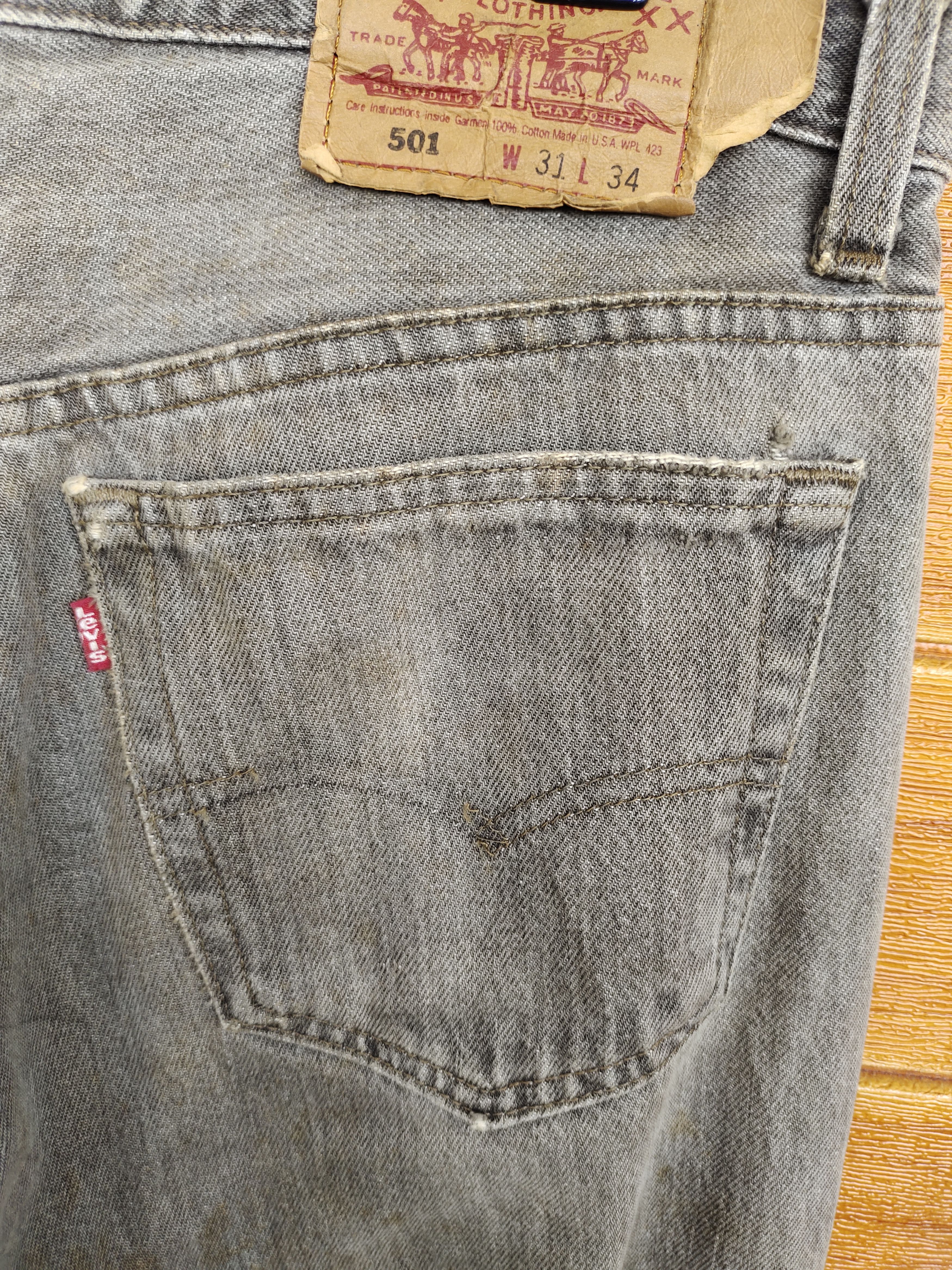 Levi's Vintage 1993 LEVIS 501 USA Black Faded Denim Jeans Size US 31 - 14 Thumbnail