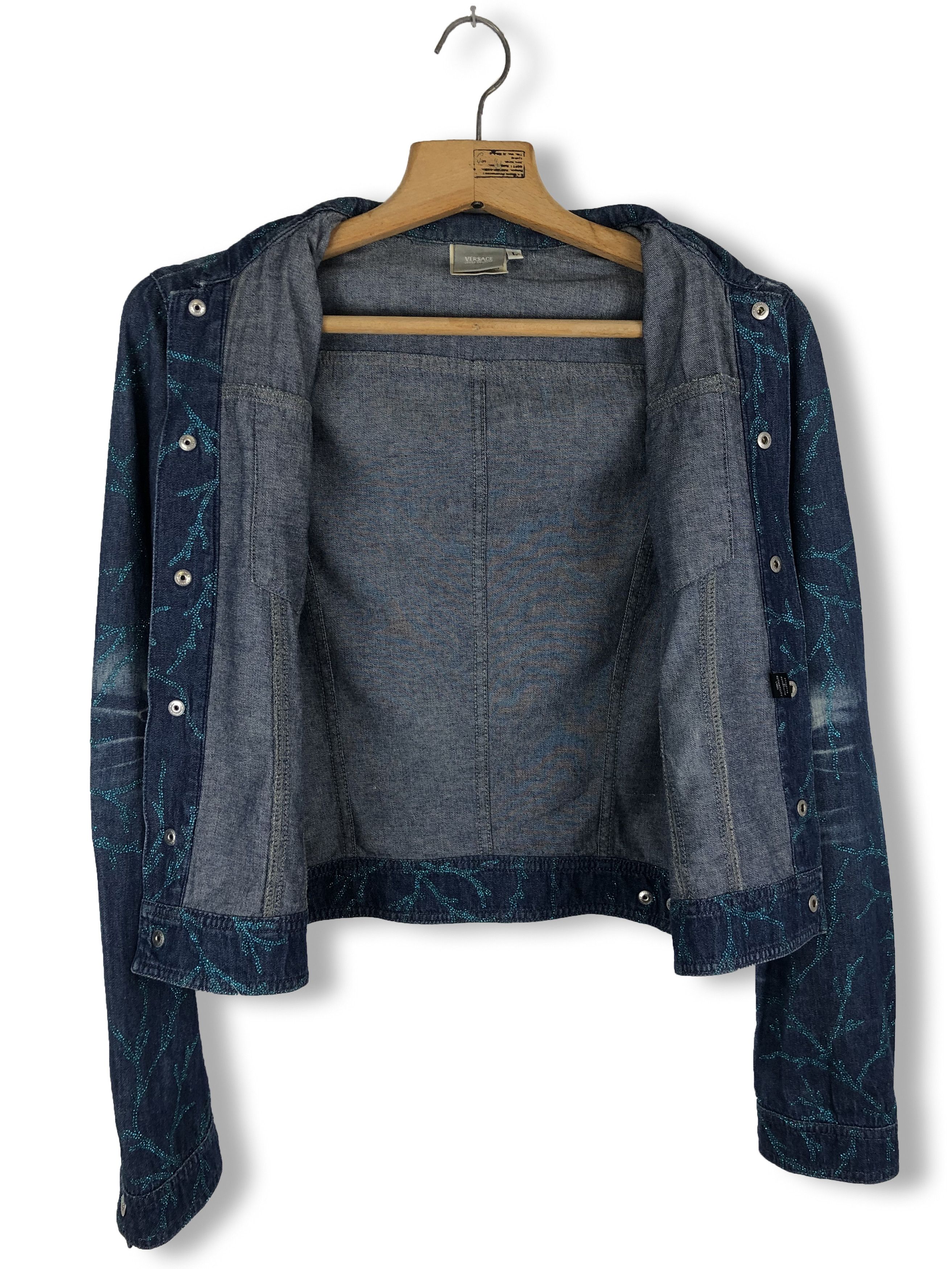 Versace Vintage VERSACE Washed Denim Blue Jacket M94 Size US S / EU 44-46 / 1 - 6 Thumbnail
