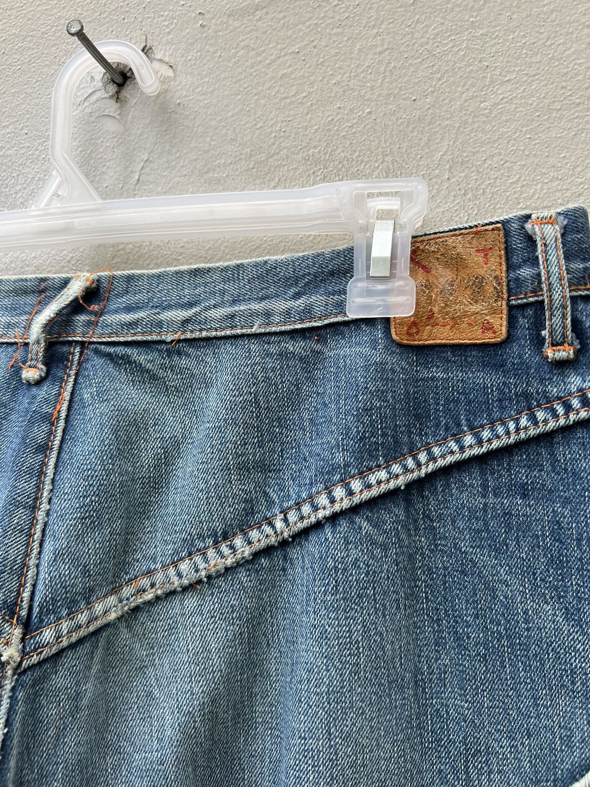 Hiroshi Kato Vintage KATO Japan Fade Blue Denim Selvedge Trashed Jeans Size US 34 / EU 50 - 24 Thumbnail