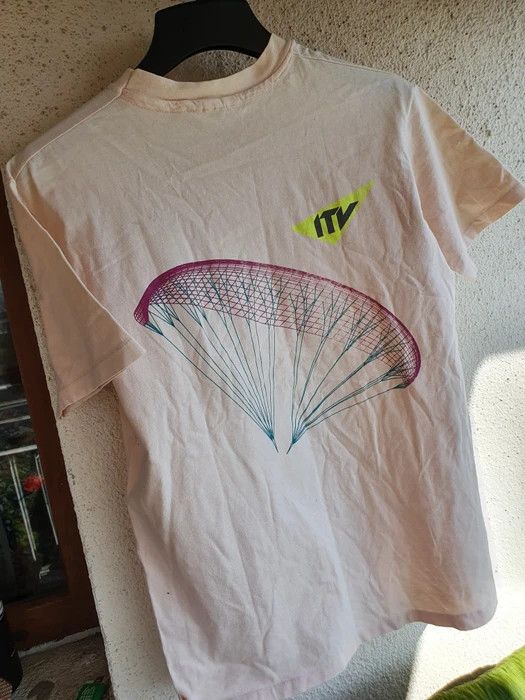 Hanes × Vintage Wind Concept ITV Vtg Made in USA single stitch t-shirt,sz L Size US L / EU 52-54 / 3 - 1 Thumbnail