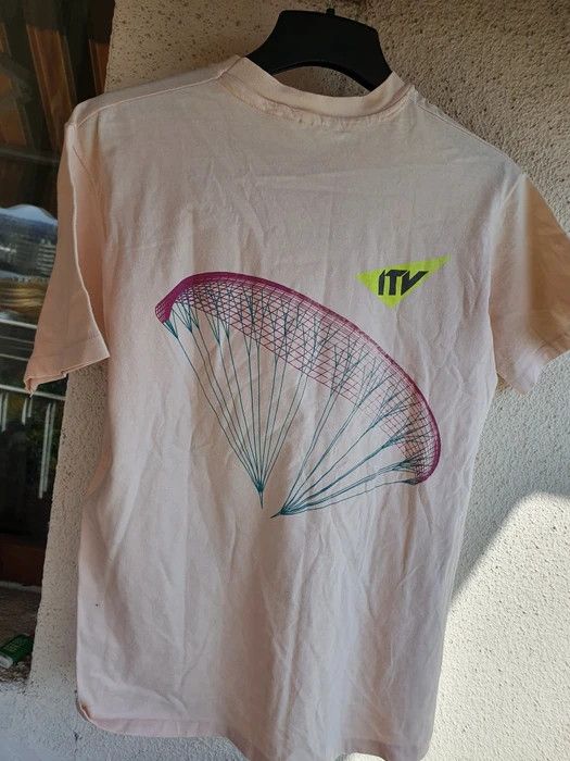 Hanes × Vintage Wind Concept ITV Vtg Made in USA single stitch t-shirt,sz L Size US L / EU 52-54 / 3 - 10 Thumbnail