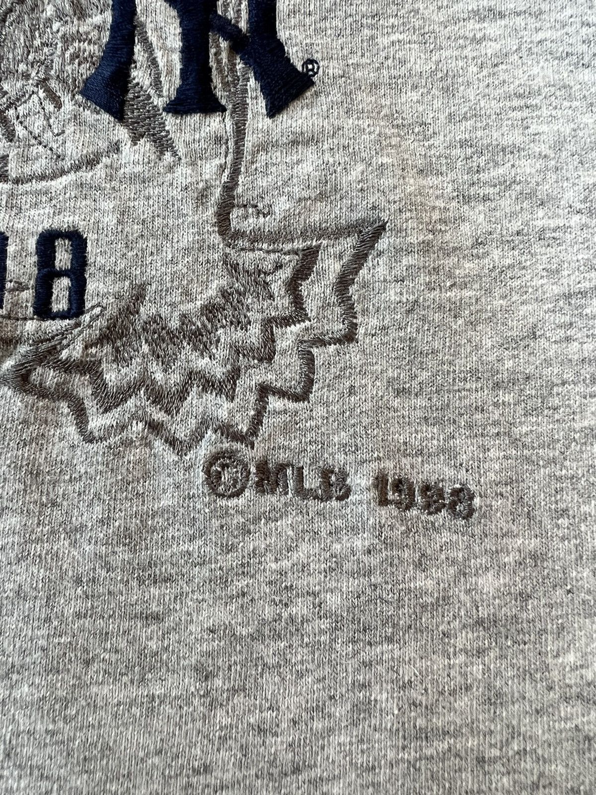 New York Yankees × Vintage Vintage Yankees Braves World Series Shirt Size US XL / EU 56 / 4 - 3 Thumbnail