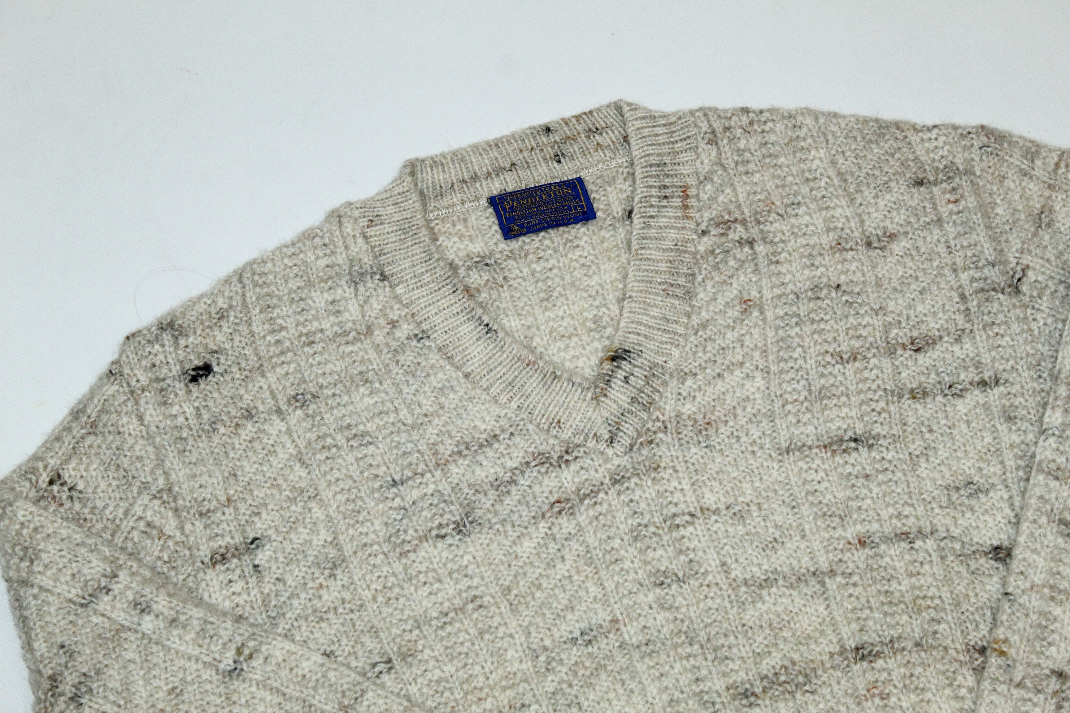 Pendleton Vintage Pendleton Pure Virgin Wool V-Neck Knit Sweater Size US L / EU 52-54 / 3 - 4 Thumbnail