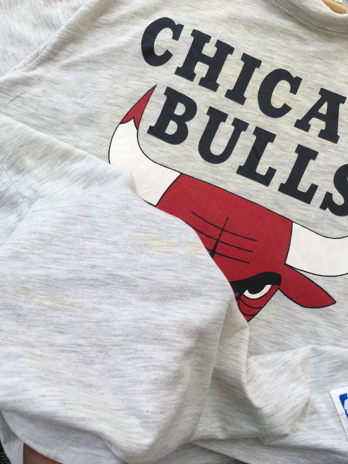 NBA Vintage NBA Chicago Bulls Tshirt Size US L / EU 52-54 / 3 - 13 Thumbnail