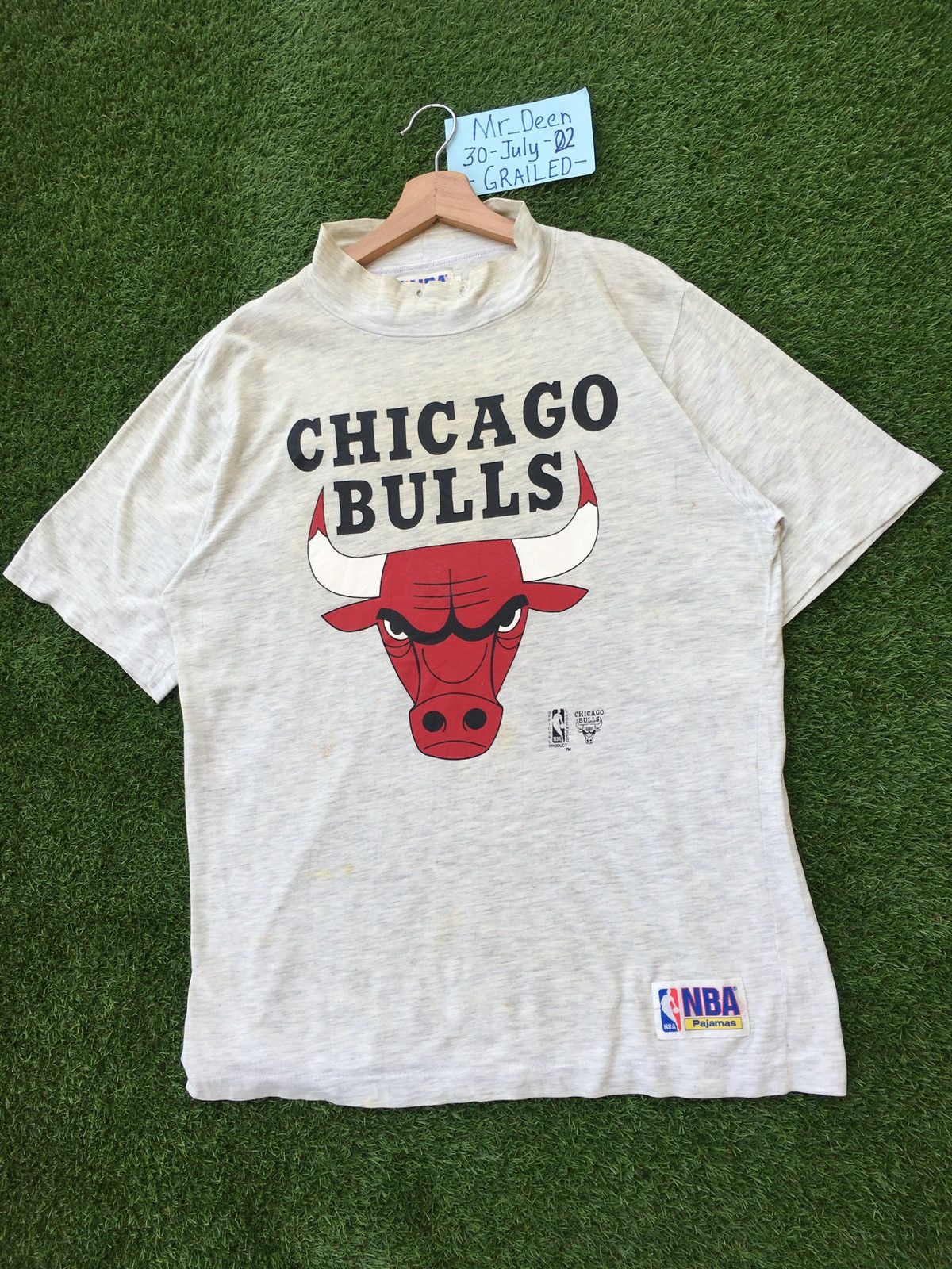 NBA Vintage NBA Chicago Bulls Tshirt Size US L / EU 52-54 / 3 - 4 Thumbnail